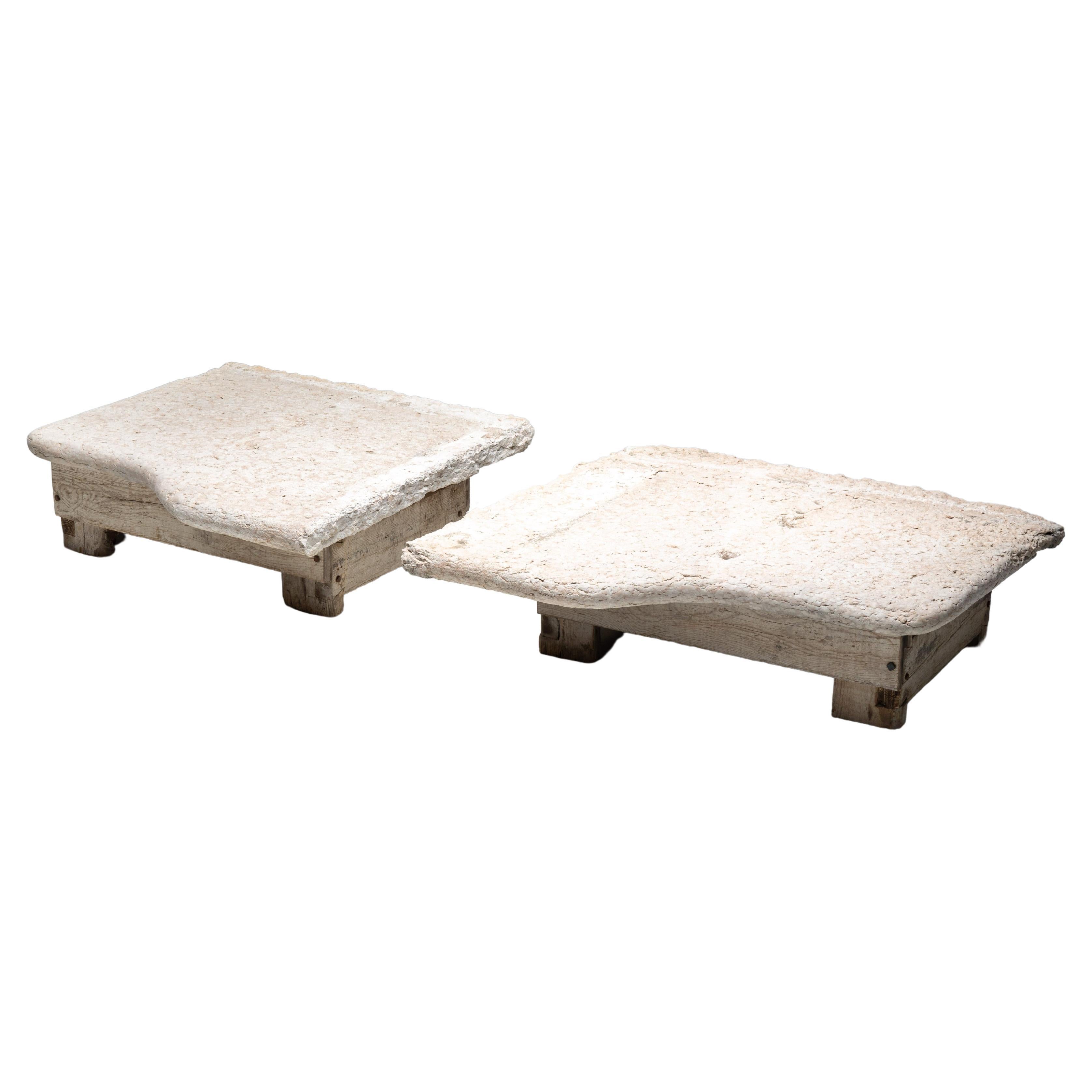 Couchtische aus robustem Bauernstein, Italien, 19. Jahrhundert