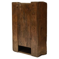 Robust Travail Populaire Alpin Cabinet, Suisse, circa 1800