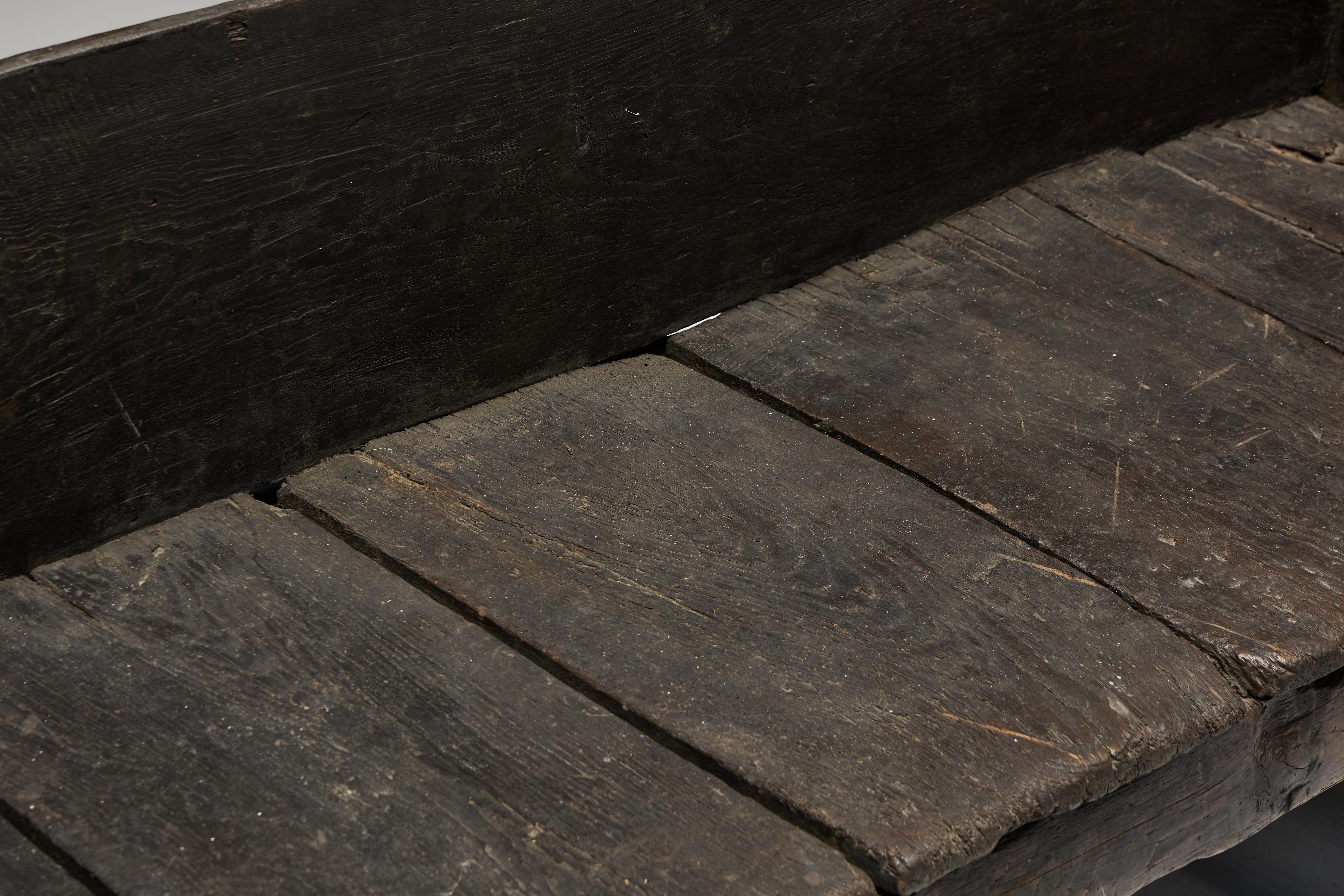 Bois Banc Robust Wabi Sabi, France, 19ème siècle en vente