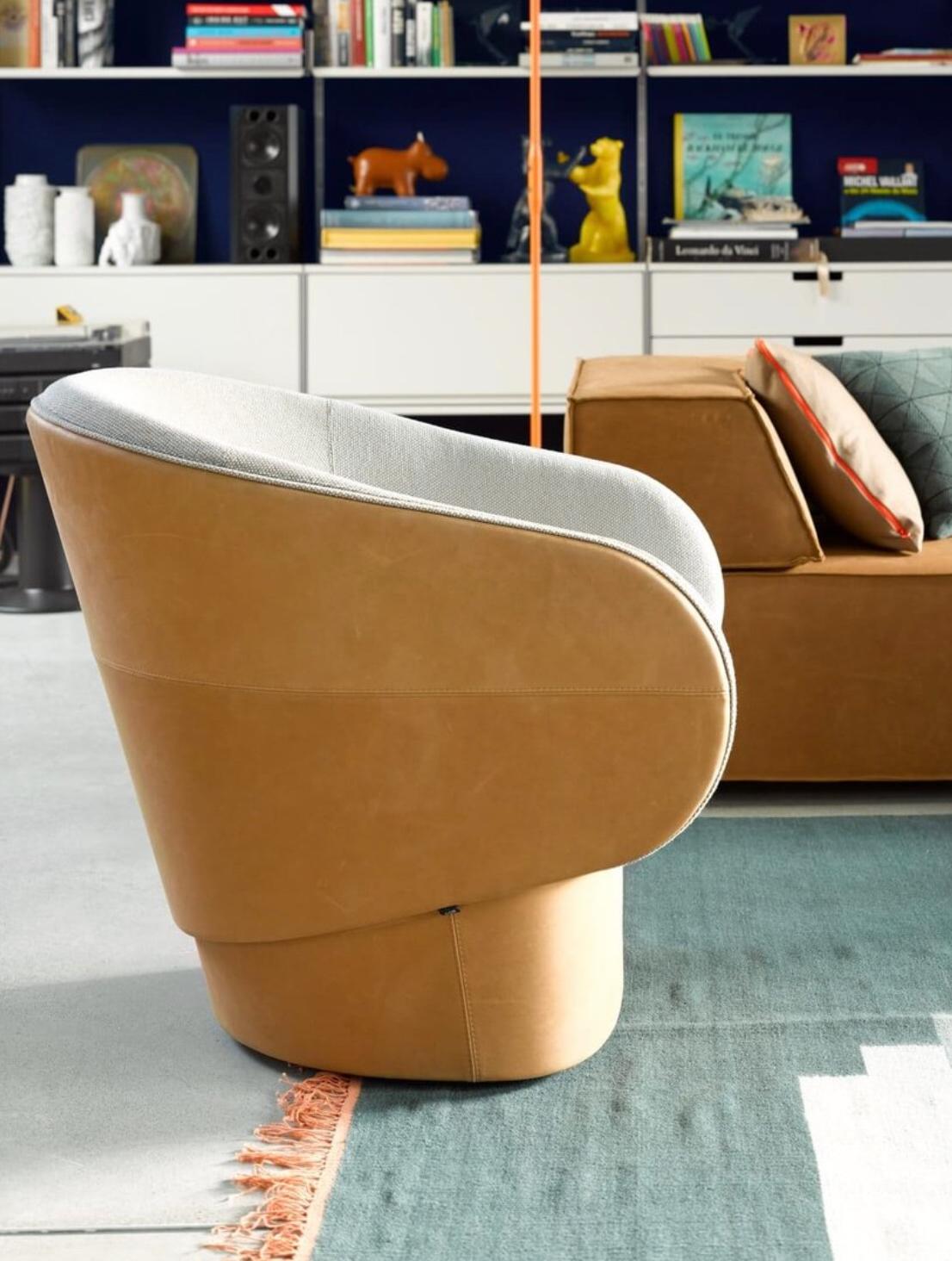 Roc Swivel Armchair with Auto Return by Uwe Fischer in Fabric or Leather for COR For Sale 4