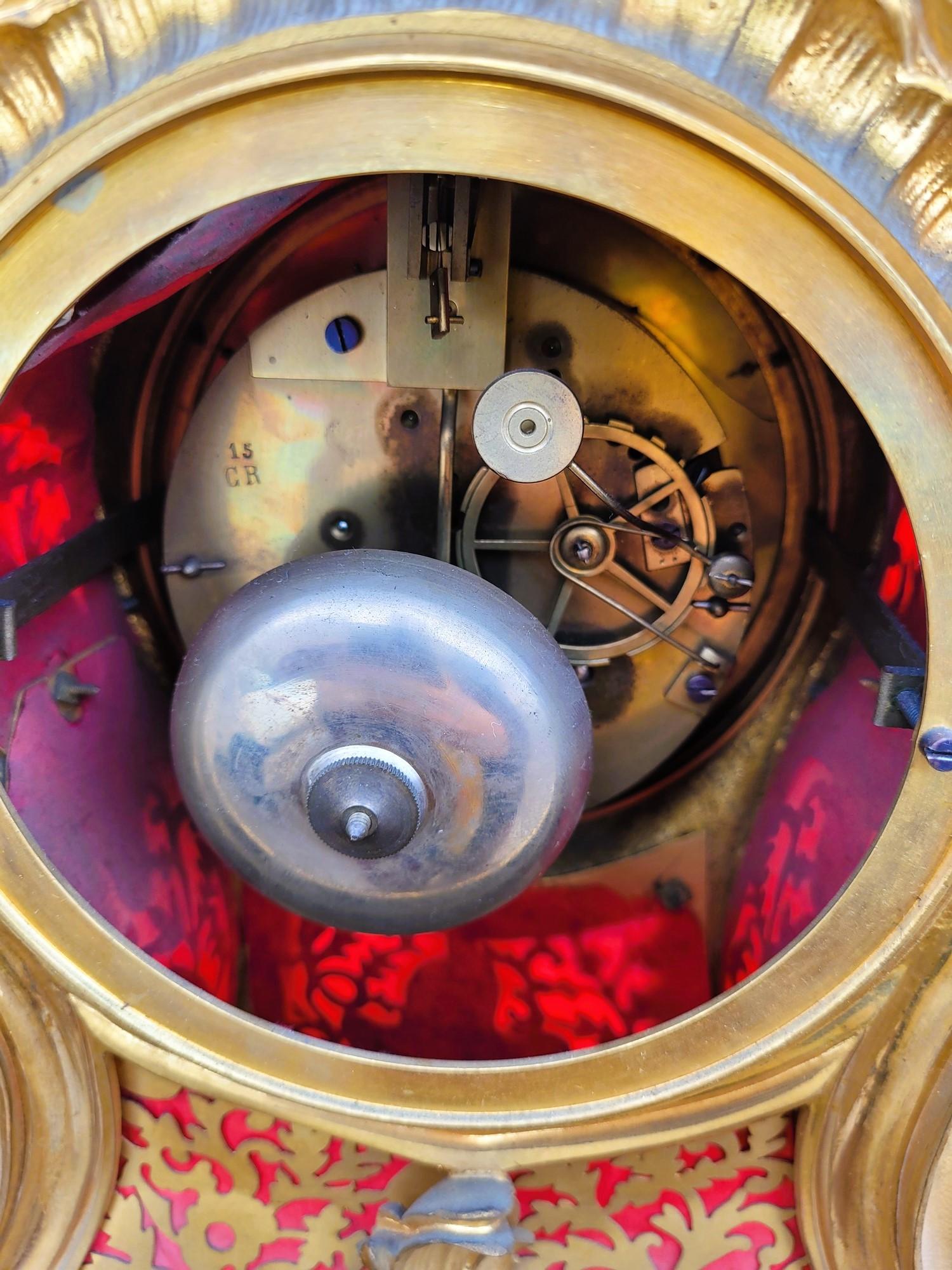 Rocaille Clock In Gilt Bronze, Napoleon III, 19th Century For Sale 8