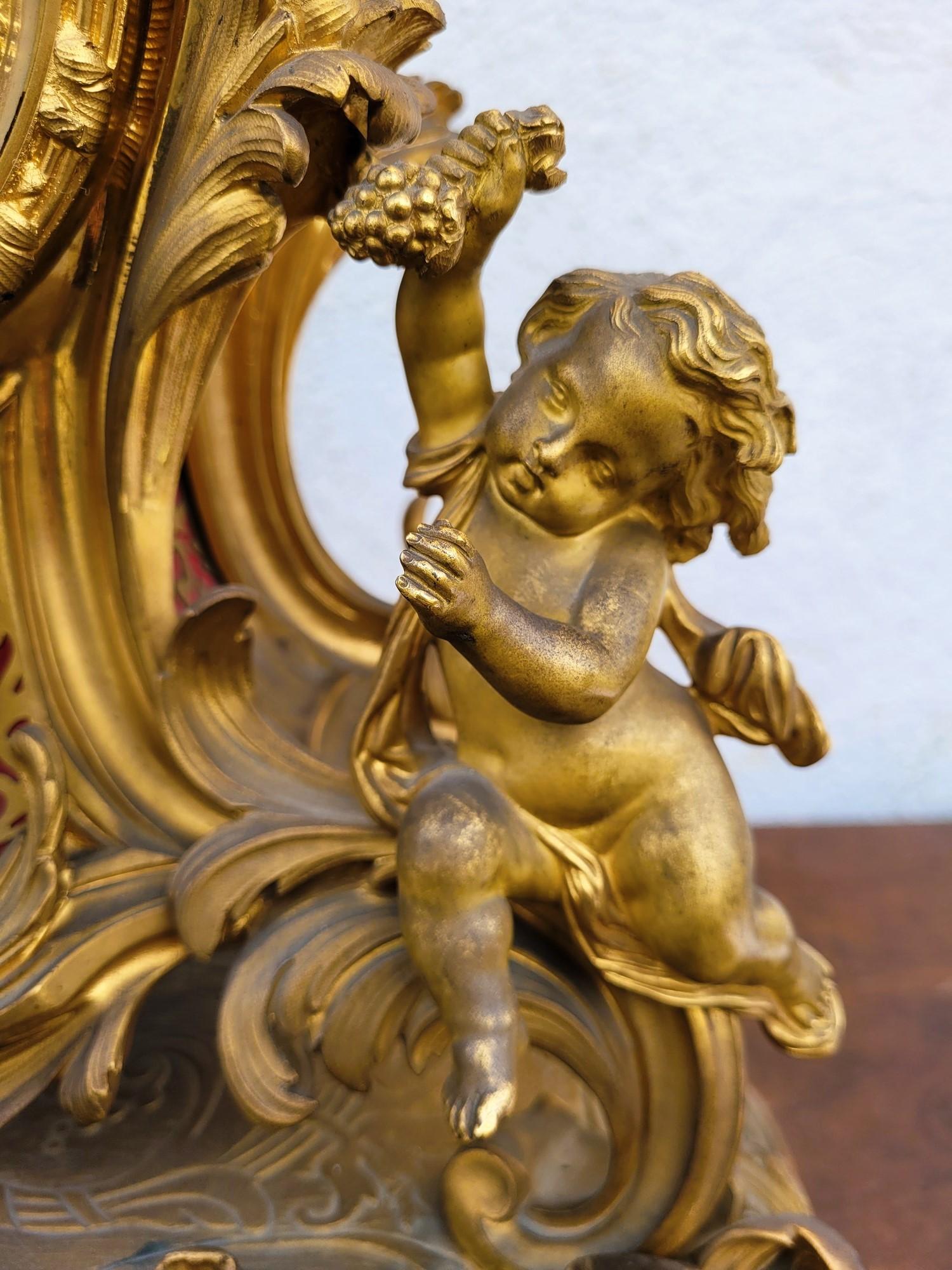 Rocaille Clock In Gilt Bronze, Napoleon III, 19th Century For Sale 1