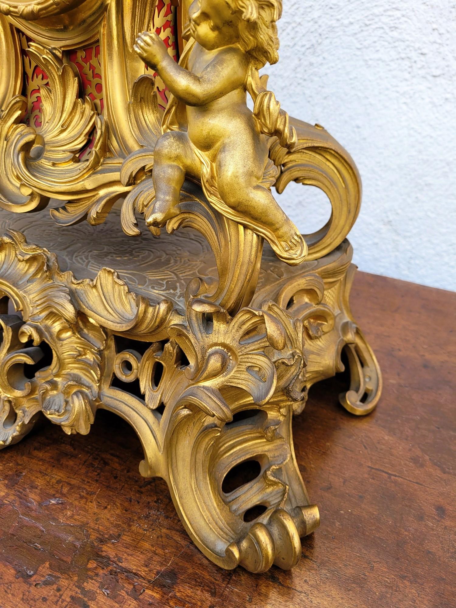 Rocaille Clock In Gilt Bronze, Napoleon III, 19th Century For Sale 4