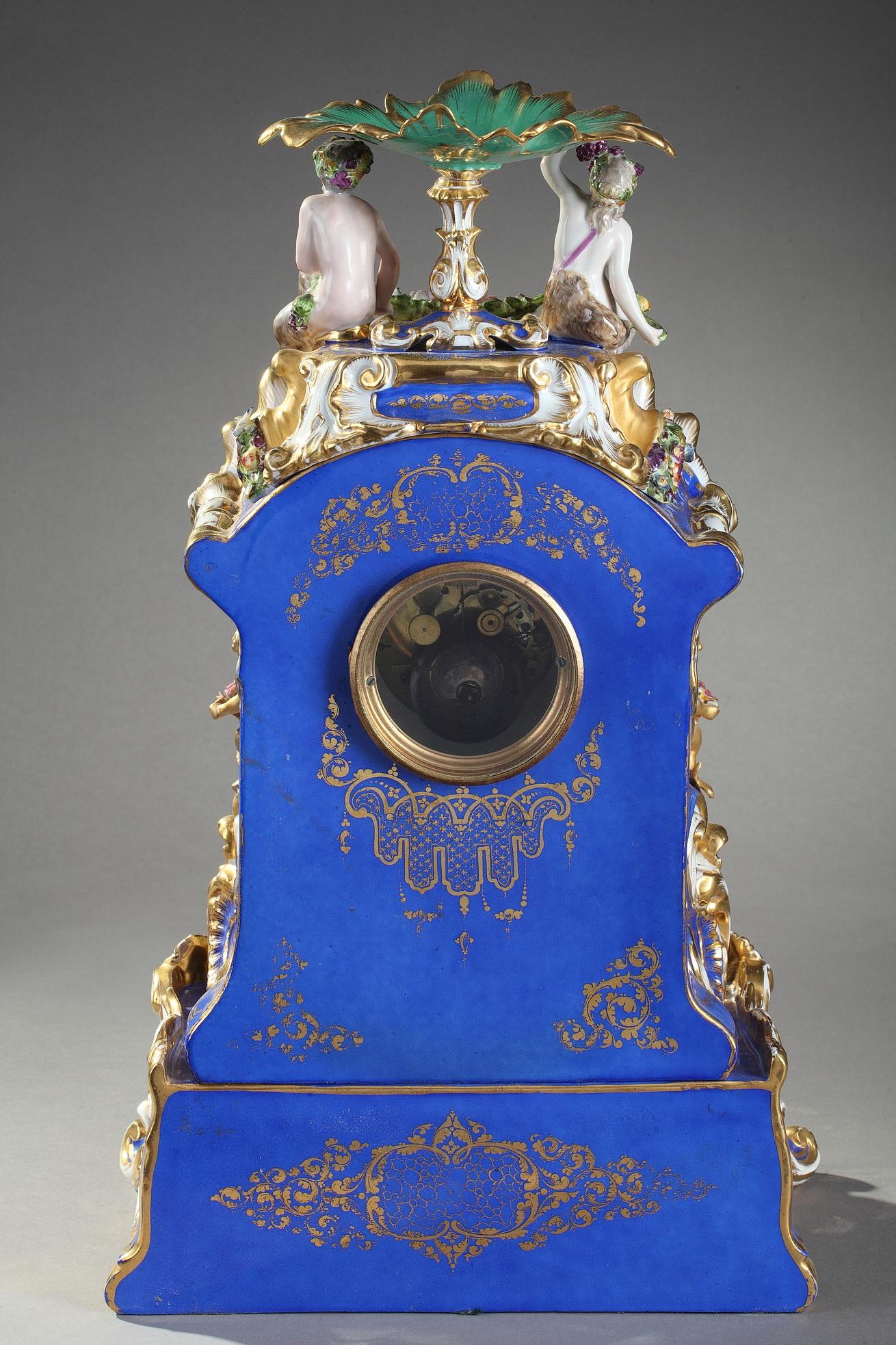 Rocaille-Uhr aus Porzellan im Stil von Jacob Petit aus dem 19. Jahrhundert im Angebot 12