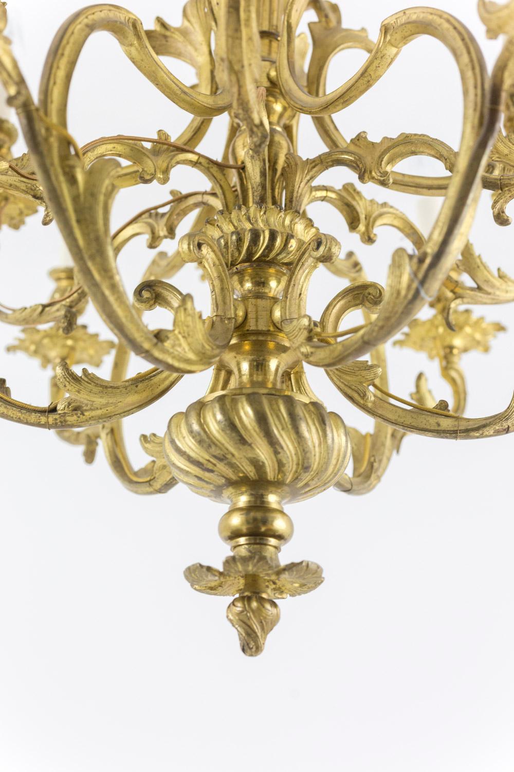Kronleuchter im Rocaille-Stil aus vergoldeter Bronze, um 1880 im Angebot 6