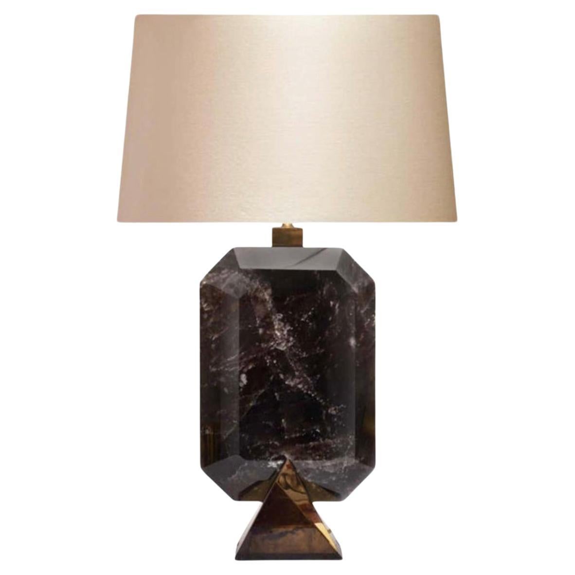 Par de  finas lámparas de cuarzo talladas en forma de diamante de cristal de roca ahumado con base de bronce pulido, creadas por Phoenix
Hasta el cristal de roca: 13,25