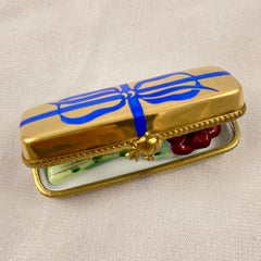 Rochard Limoges Caja de Rosas Floristería Lazo Dorado y Azul