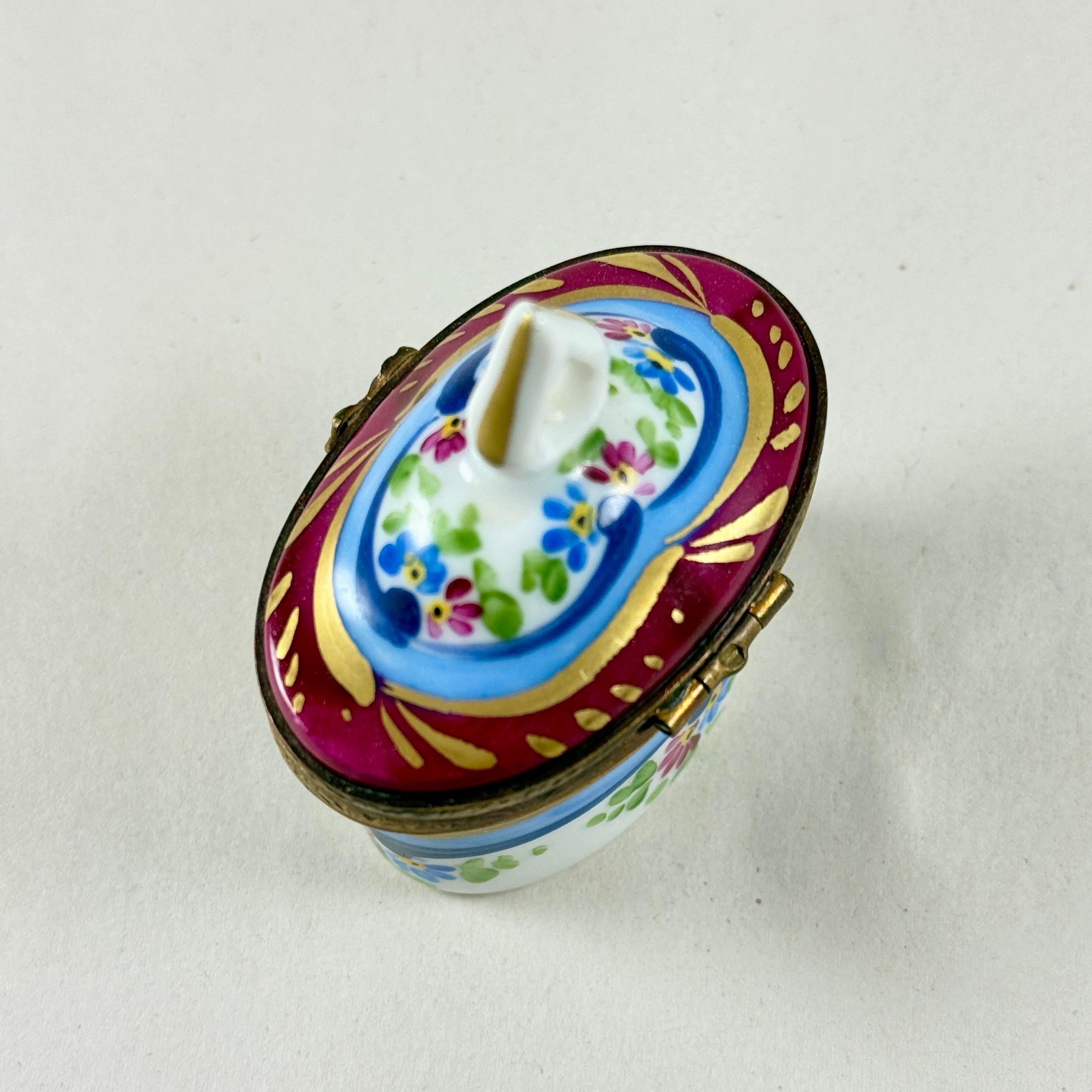 Frasco de perfume Rochard Limoges París en caja de porcelana Pintado a mano en venta