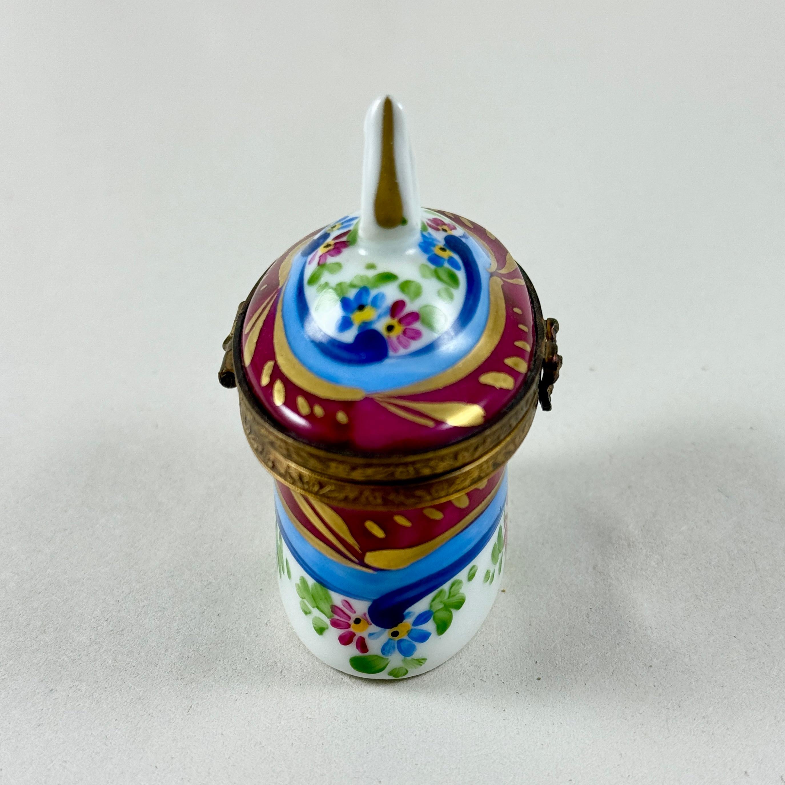 Frasco de perfume Rochard Limoges París en caja de porcelana siglo XX en venta