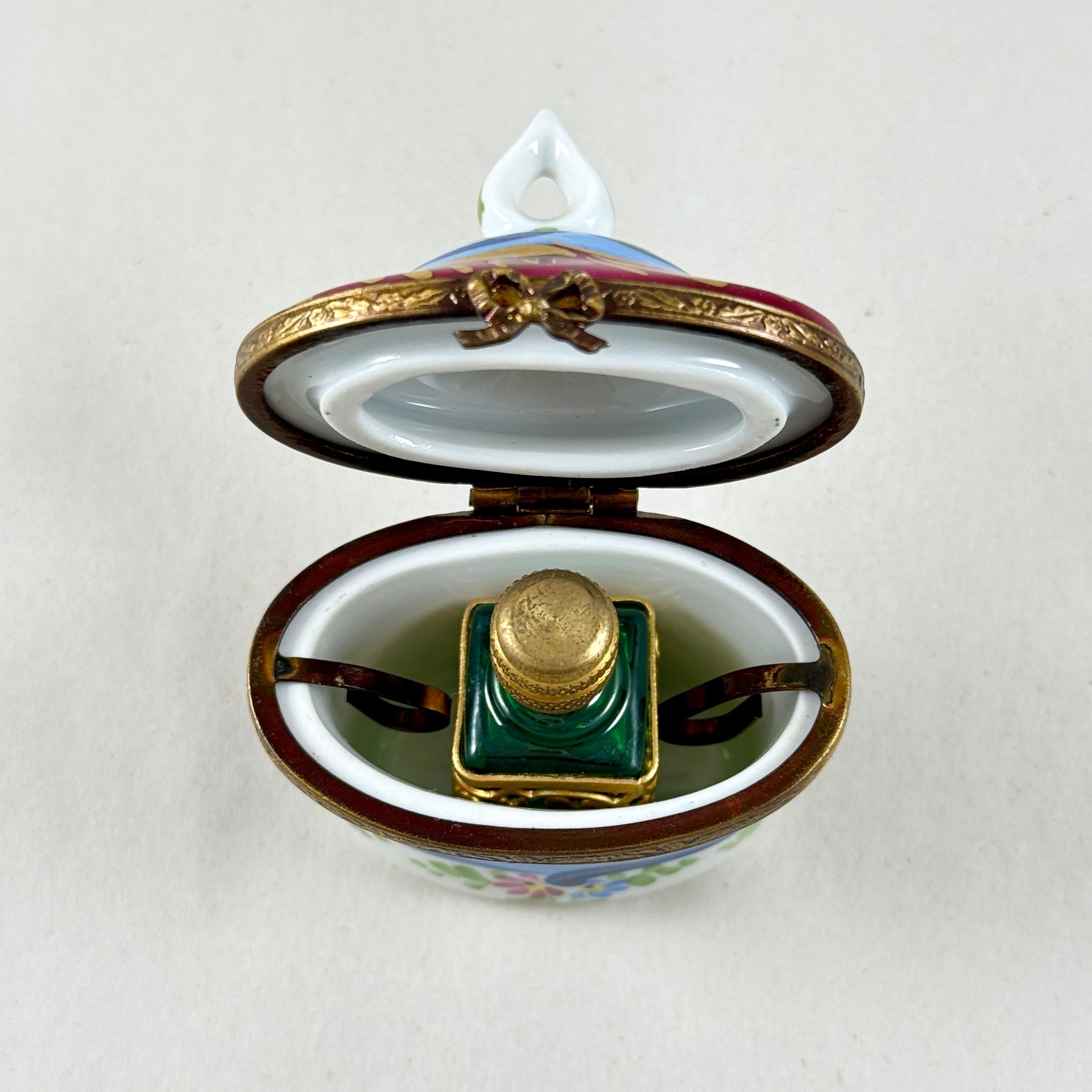 Frasco de perfume Rochard Limoges París en caja de porcelana en venta 1