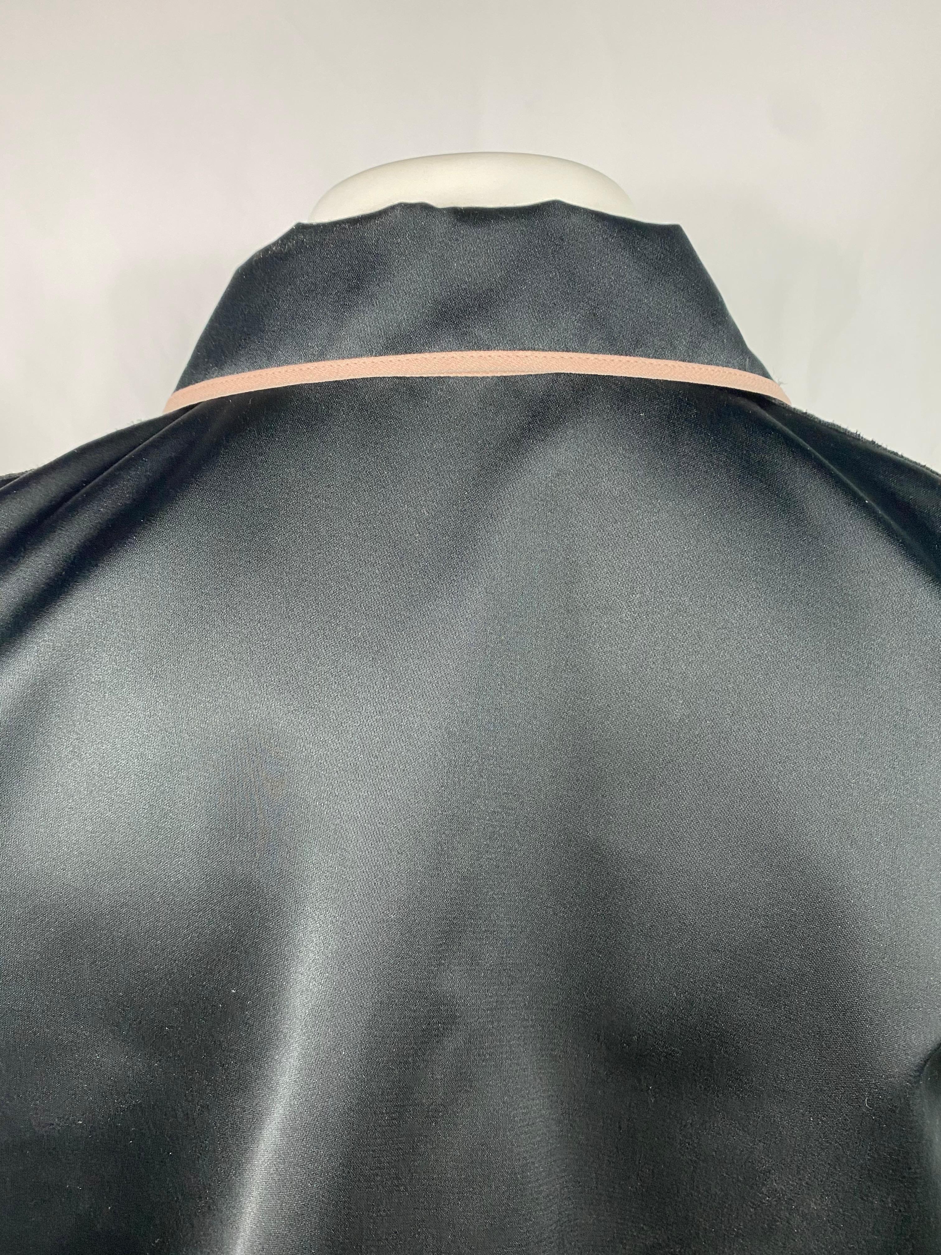 Rochas Negro Blusa Manga Corta Blusa Abotonada, Talla 42 en venta 2