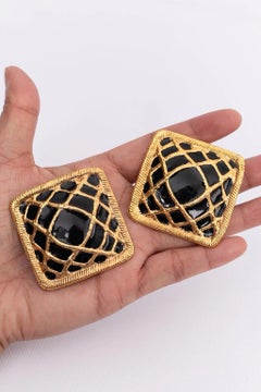 Rochas Clip-on Earrings in Gilded Metal and Enamel