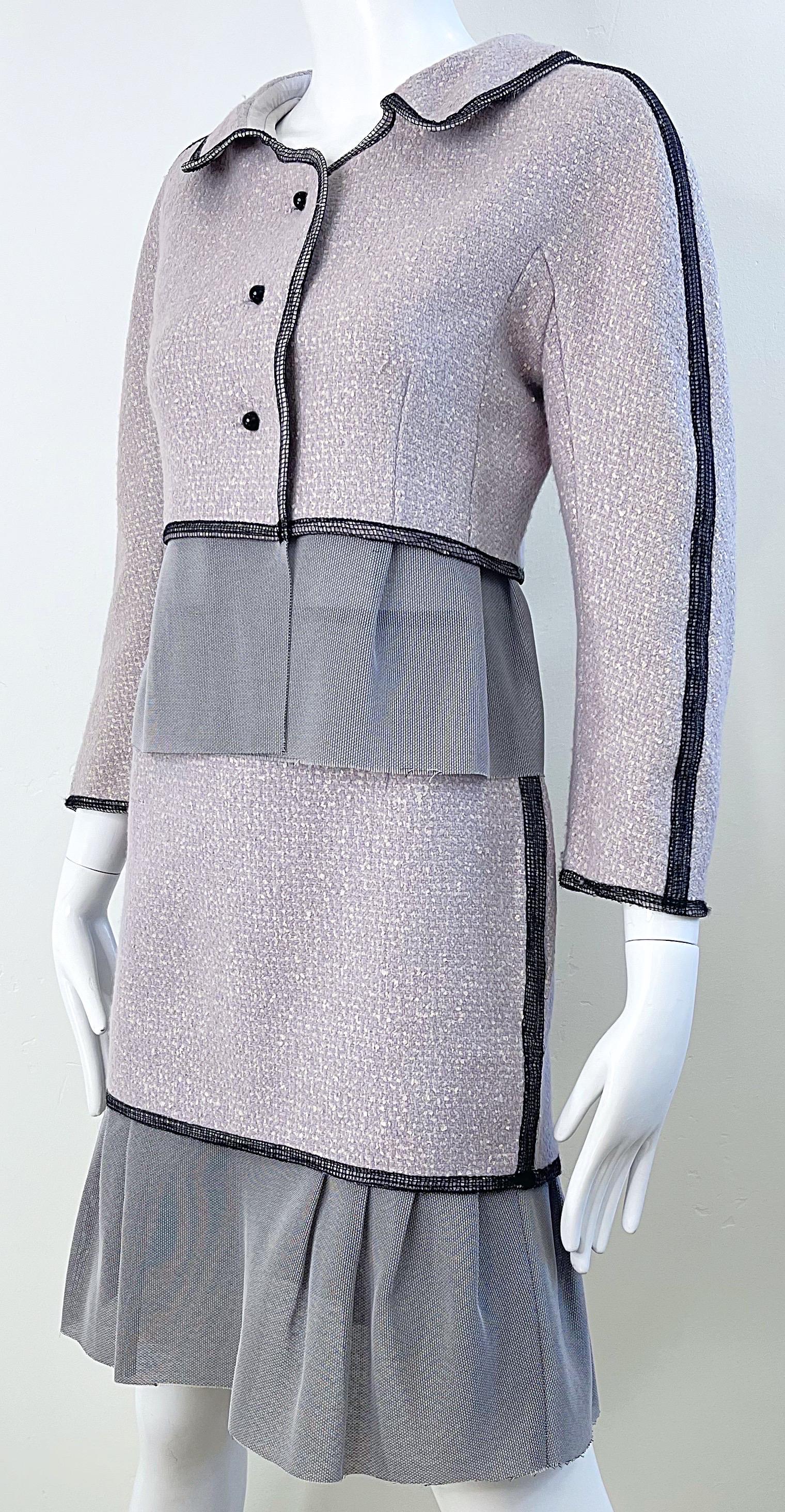 Rochas Couture Runway Fall 2004 Light Purple Black Size 40 - 6 / 8 Skirt Suit For Sale 5