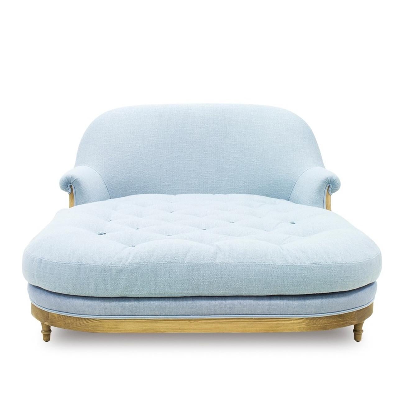 Daybed Sofa Rochas with structure in solid beech wood,
upholstered and covered with linen fabric Cat 1. in bluesky color.
Also available with other linen fabric colors, on request.
 