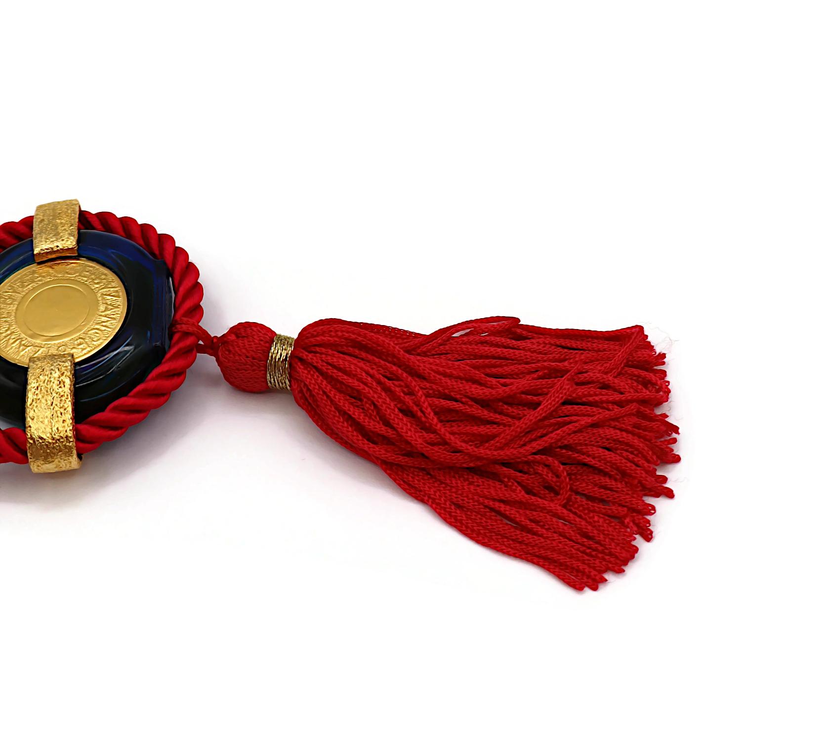 Rochas Parfums Vintage Byzance Collana di bottiglie in miniatura con nappe in vendita 3
