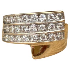 Vintage Rochas Paris ring in 18 carat gold and diamonds