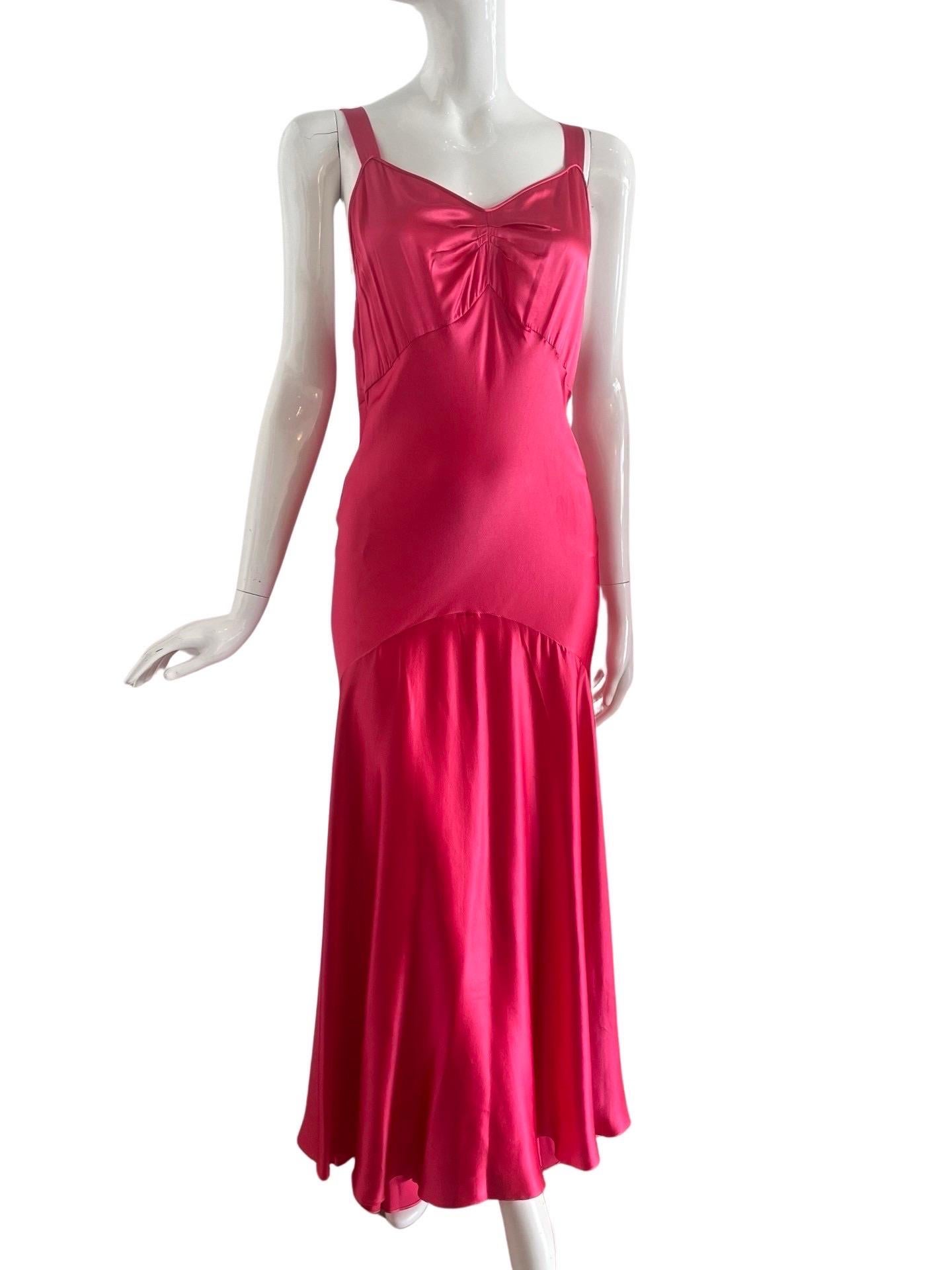 Vestido sirena de satén de seda rosa de Rochas en venta 1