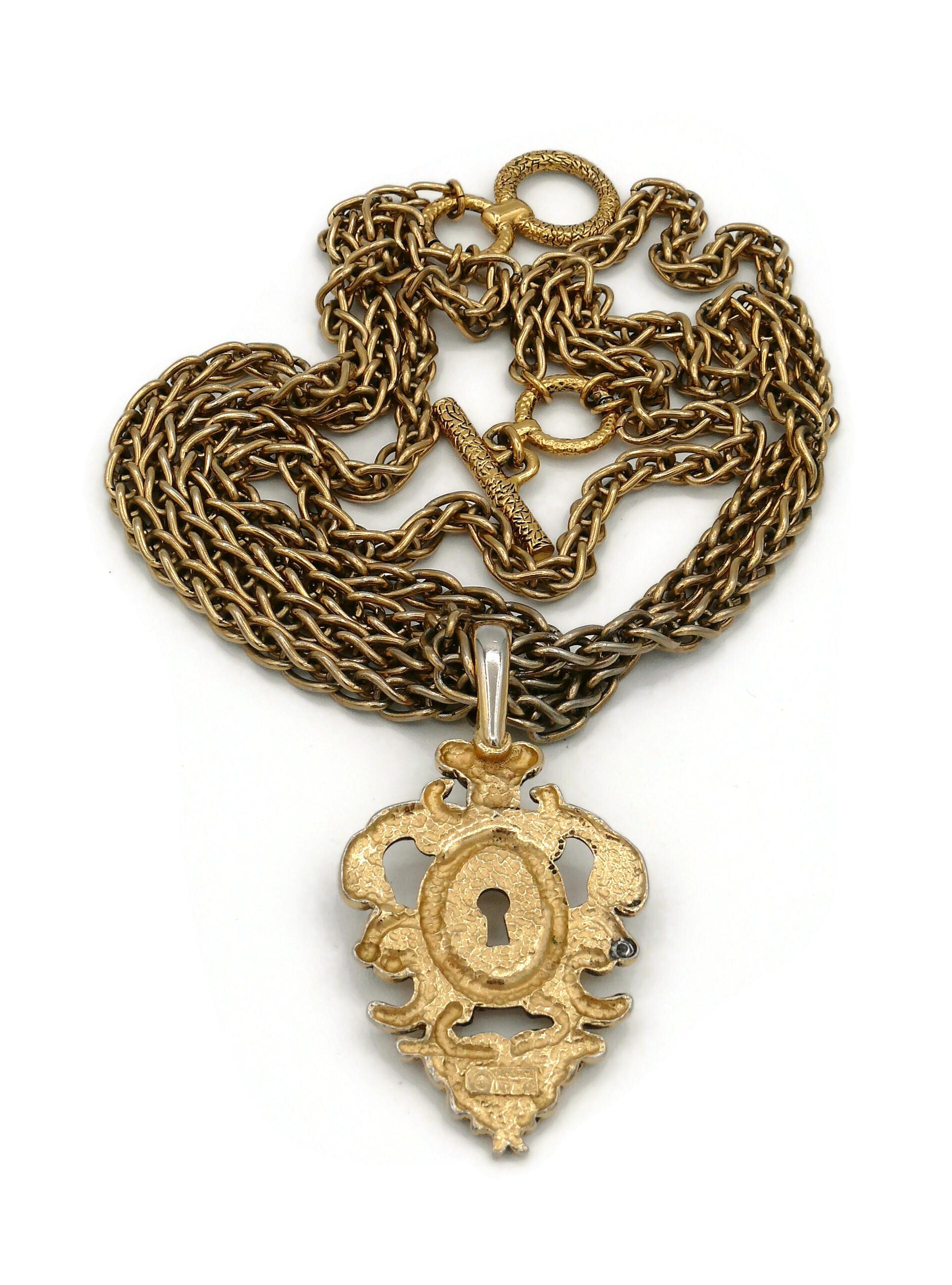 Rochas Vintage Gold getönte Schloss-Halskette mit Anhänger im Angebot 6