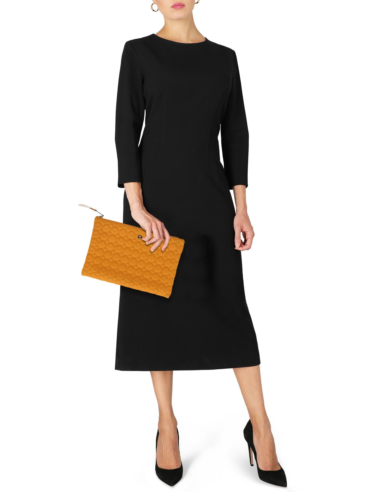 Clutch bag, leather, solid color, front logo, zipper fastening, silver-tone hardware, evening

Includes:
- Dust bag

Product Condition: Good
Lining: negligible stain. Corners and edges: visible scuffing. External Leather: negligible color transfer,