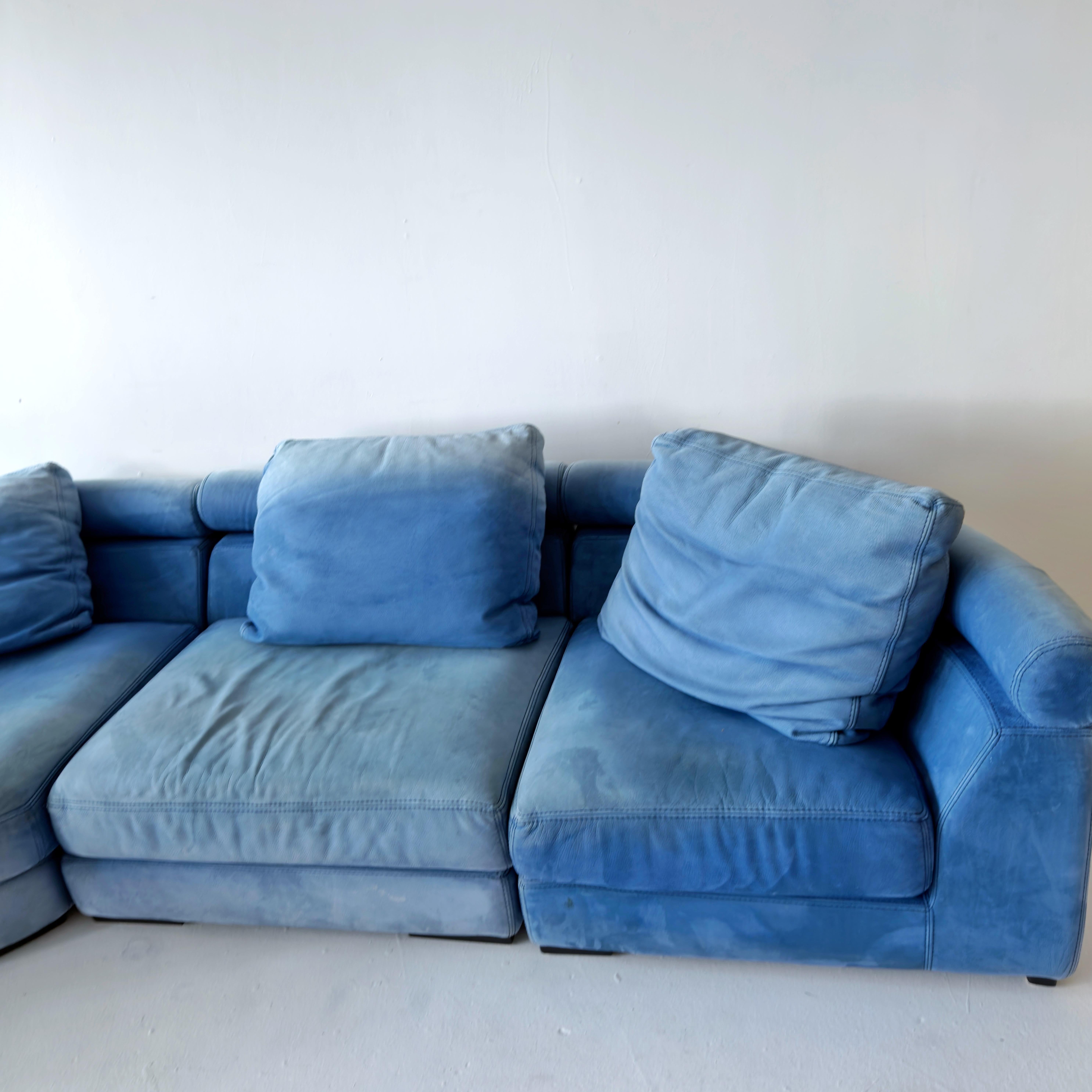 Divano componibile Entre'Acte di Hans Hopfer in pelle blu anni '90 di Roche Bobois In condizioni deteriorate in vendita a Los Angeles, CA