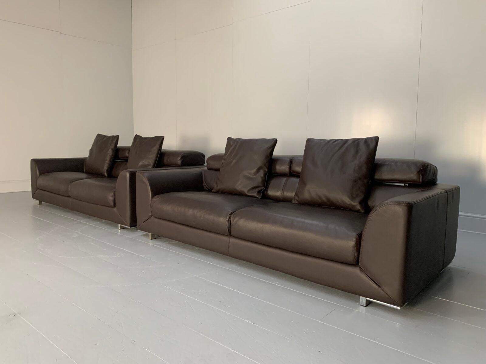 Le canapé en cuir proposé ici est sans doute le dernier que vous aurez à acheter.

Il s'agit d'un magnifique canapé 3 places aux proportions sensationnelles de la célèbre maison de meubles française Roche Bobois (l'un des deux disponibles