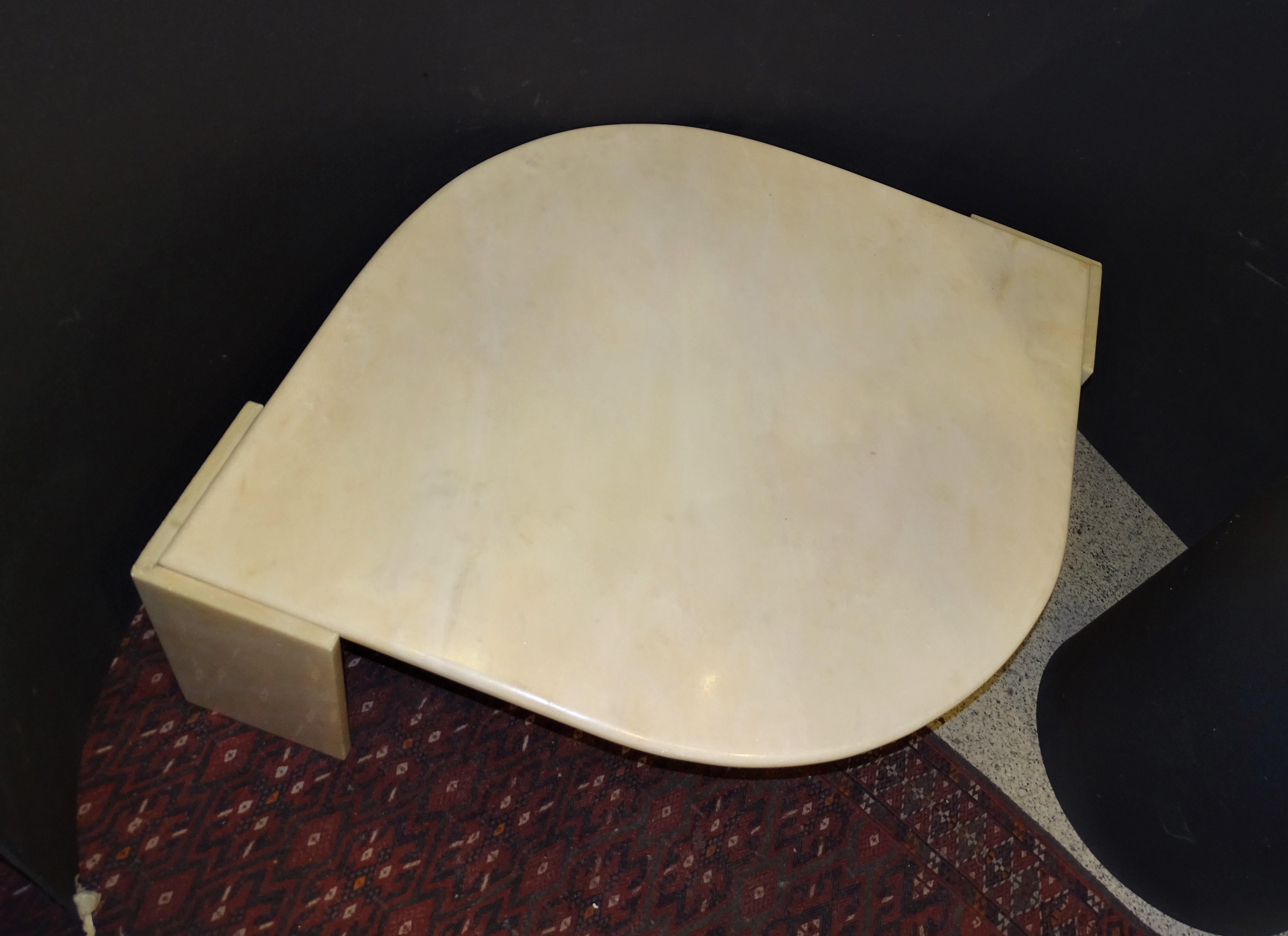 Roche Bobois 70s French Beige Marble Coffeetable, Center Table In Good Condition In Valladolid, ES