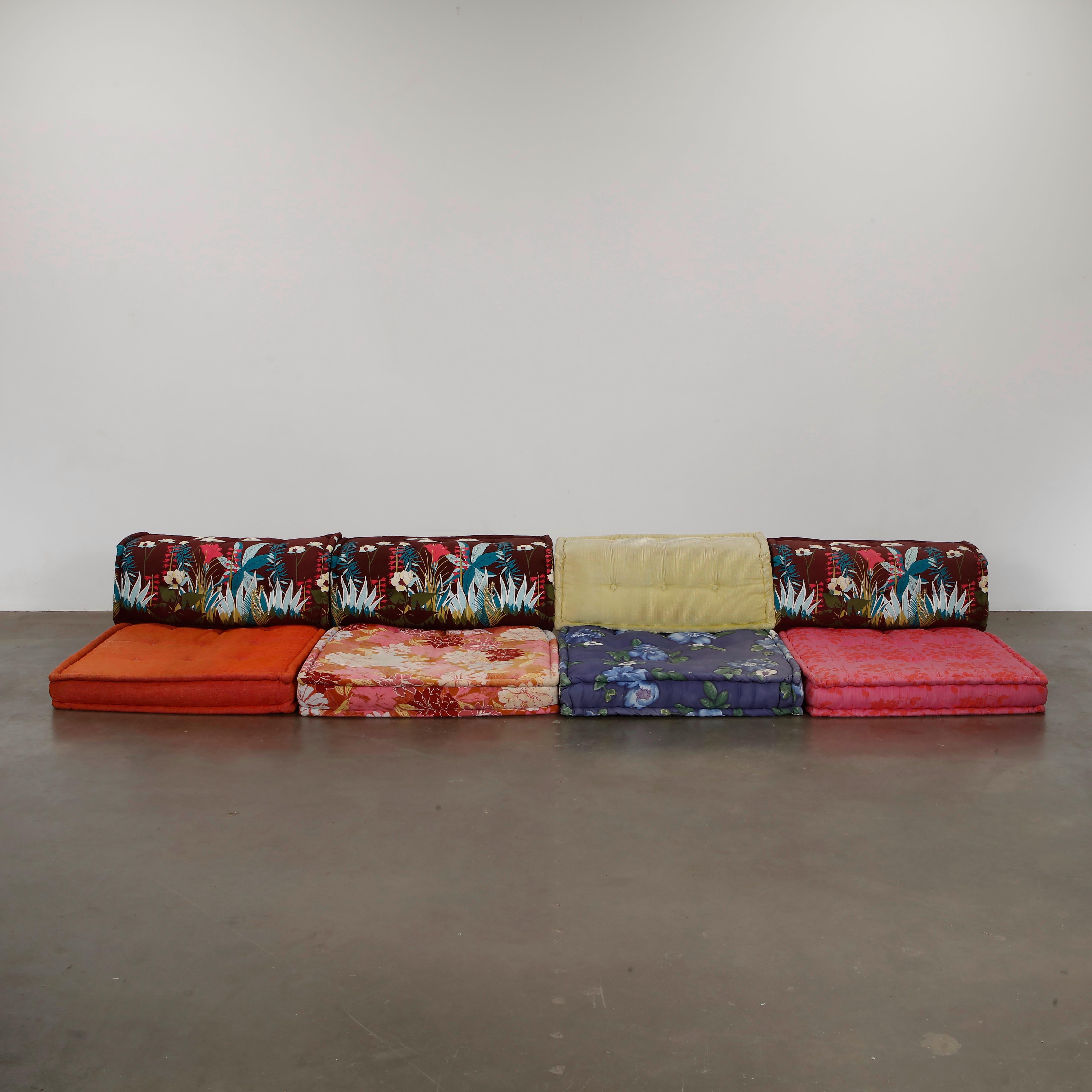 Mid-Century Modern Roche Bobois, 8-Piece Mah Jong Sofa, 2000s For Sale