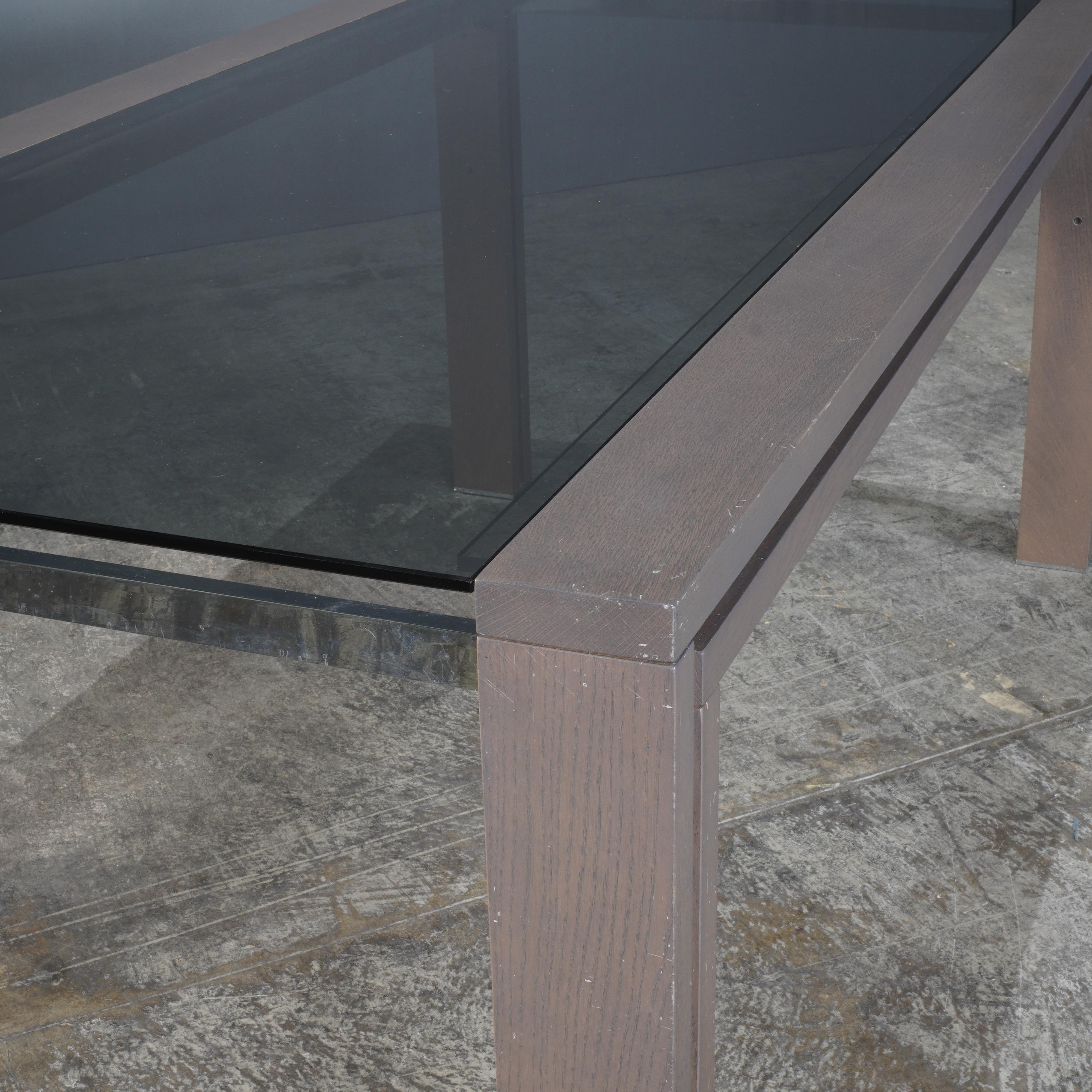 Table de salle à manger à caisson en anthracite et verre fumé Roche Bobois en vente 4
