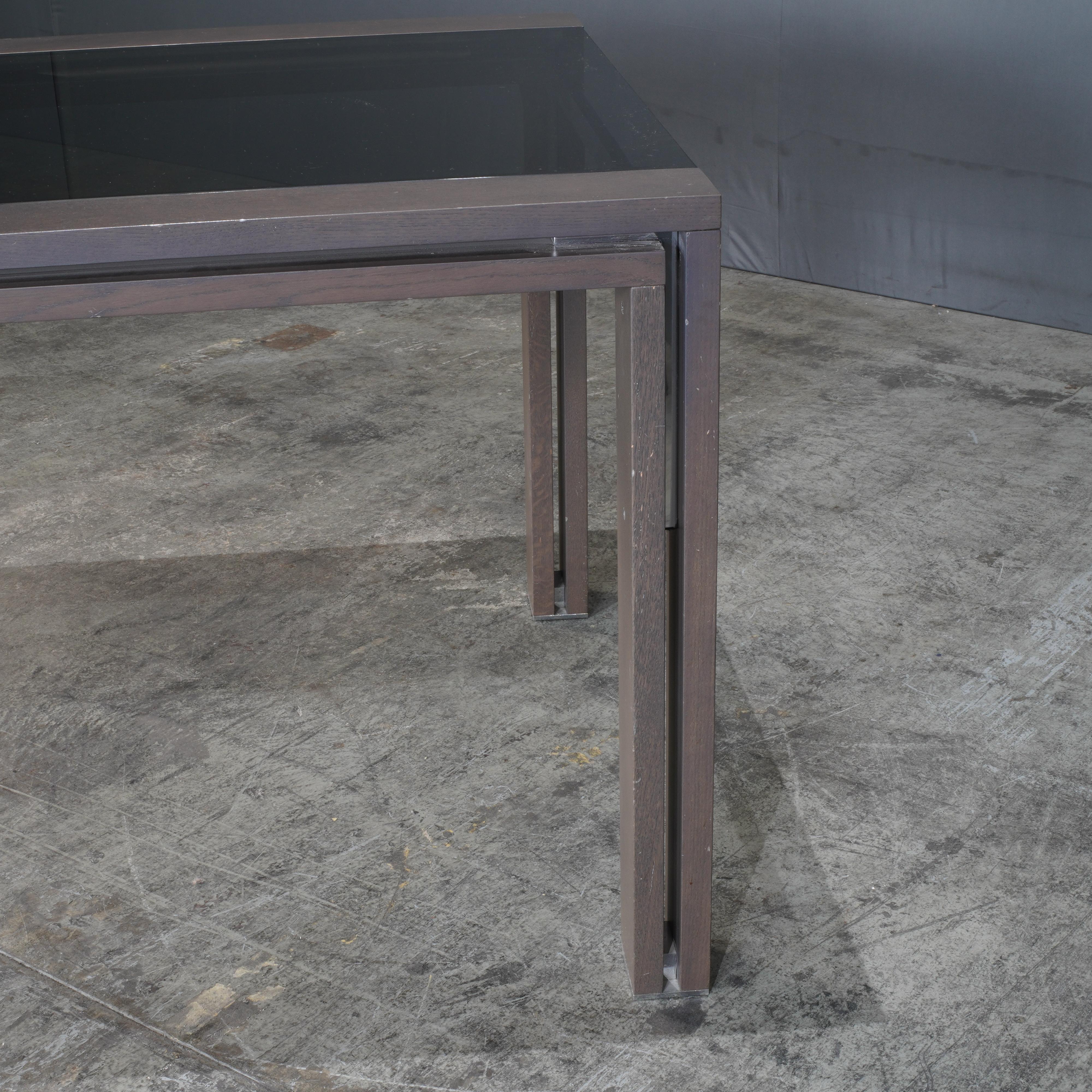 Table de salle à manger à caisson en anthracite et verre fumé Roche Bobois en vente 2