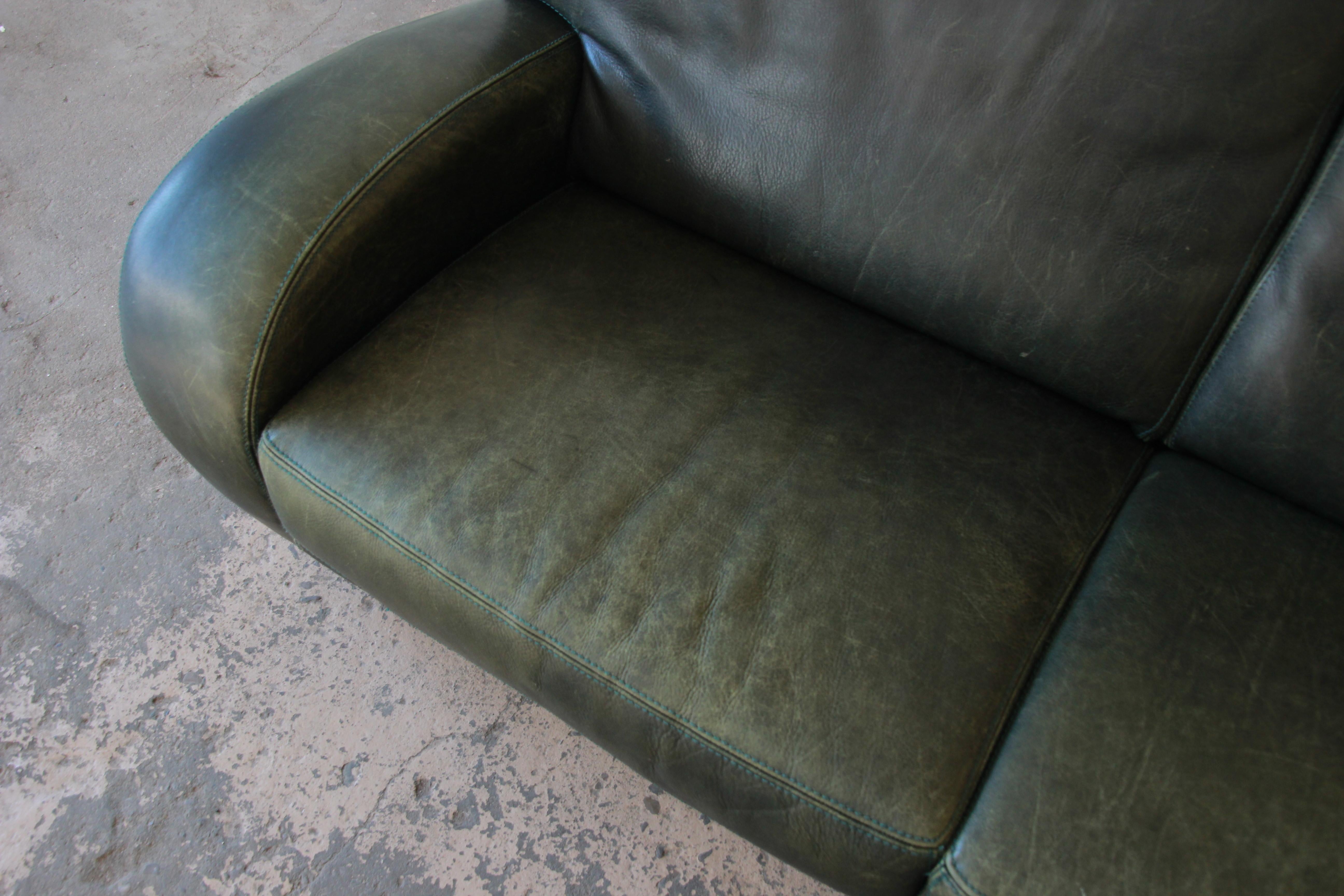 Roche Bobois Art Deco Green Leather Sofa In Good Condition In South Bend, IN