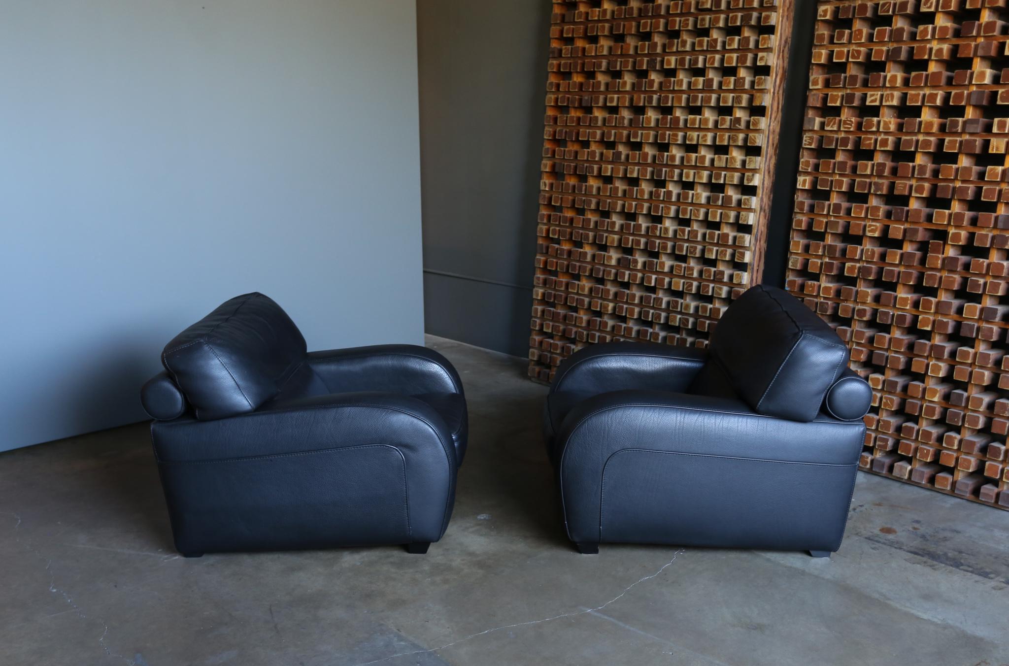 Modern Roche Bobois Black Pebble Leather Lounge Chairs, circa 1990
