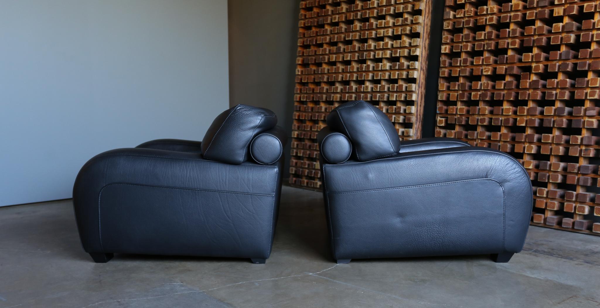 Roche Bobois Black Pebble Leather Lounge Chairs, circa 1990 3