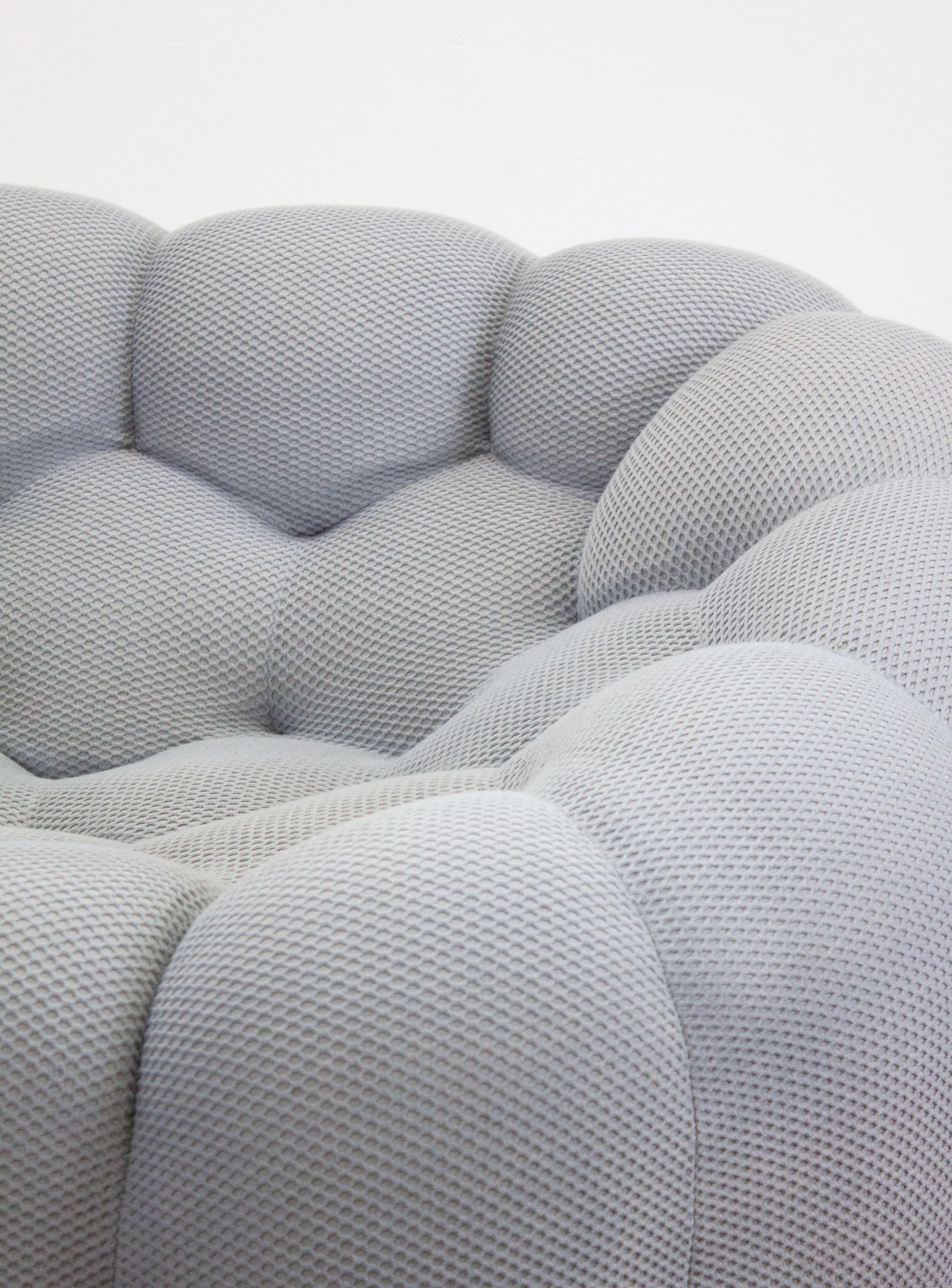 Roche Bobois Bubble 2 geschliffenes 3/4-Sitz-Sofa von Sacha Lakic (Lichtgrau) (21. Jahrhundert und zeitgenössisch)