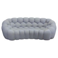 Roche Bobois Bubble 2 geschliffenes 3/4-Sitz-Sofa von Sacha Lakic (Lichtgrau)