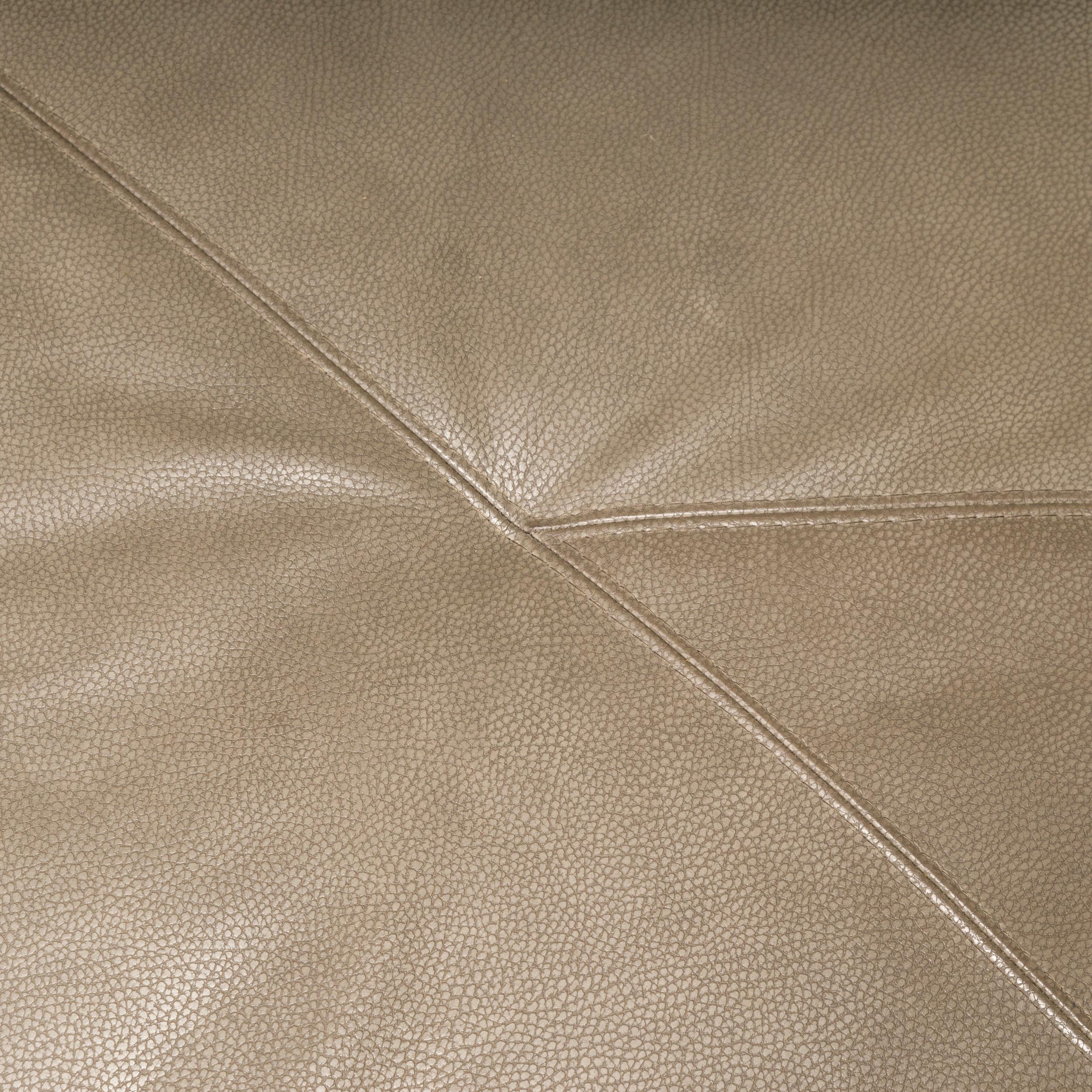 Roche Bobois by Gabriele Assmann & Alfred Kleene Leather Digital Curved Sofa For Sale 5