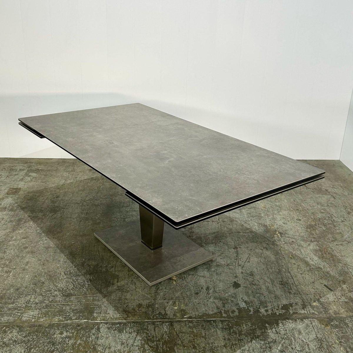 Français Table Nephtis Roche Bobois en vente