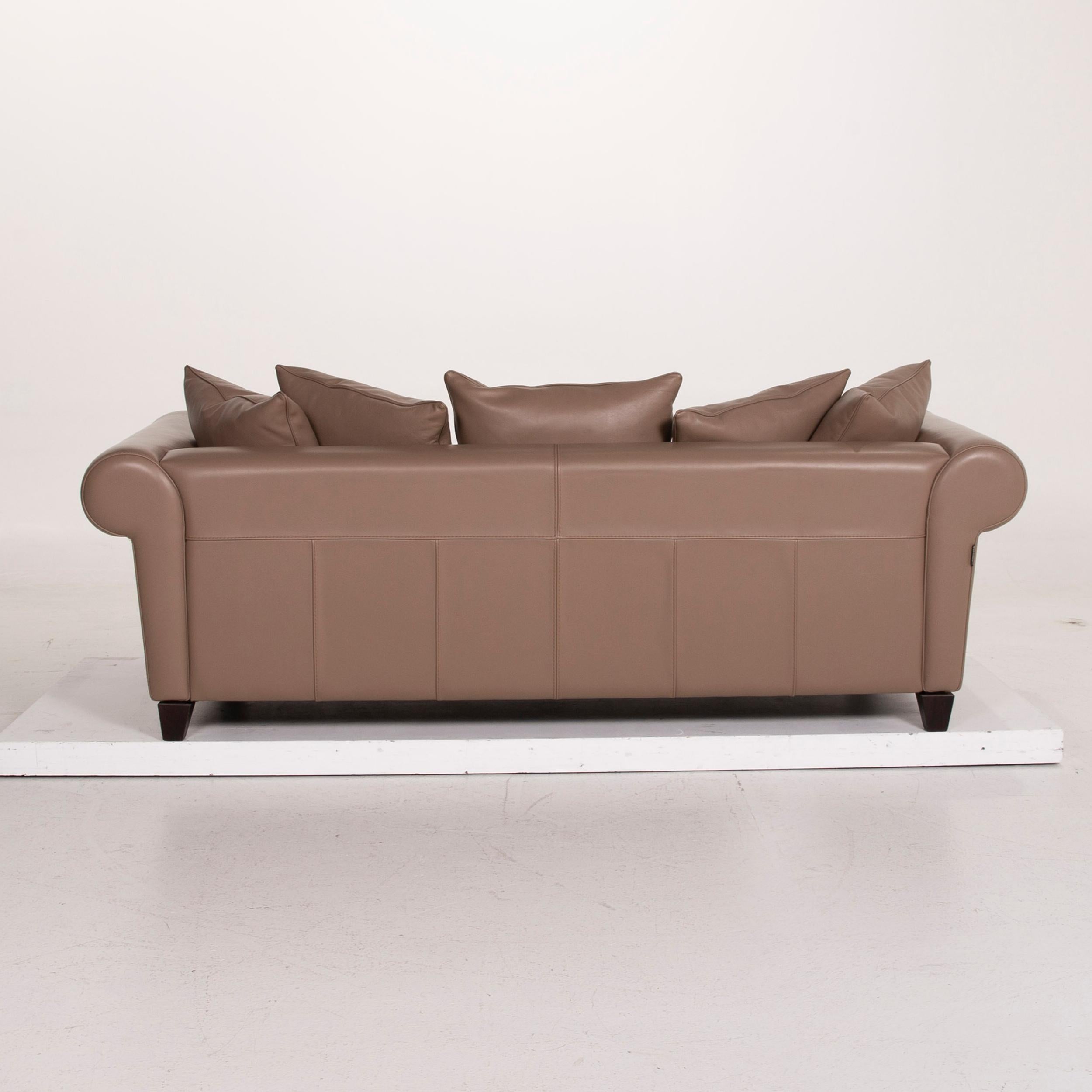 Roche Bobois Chester Chic Leather Sofa Brown Three-Seat For Sale 2