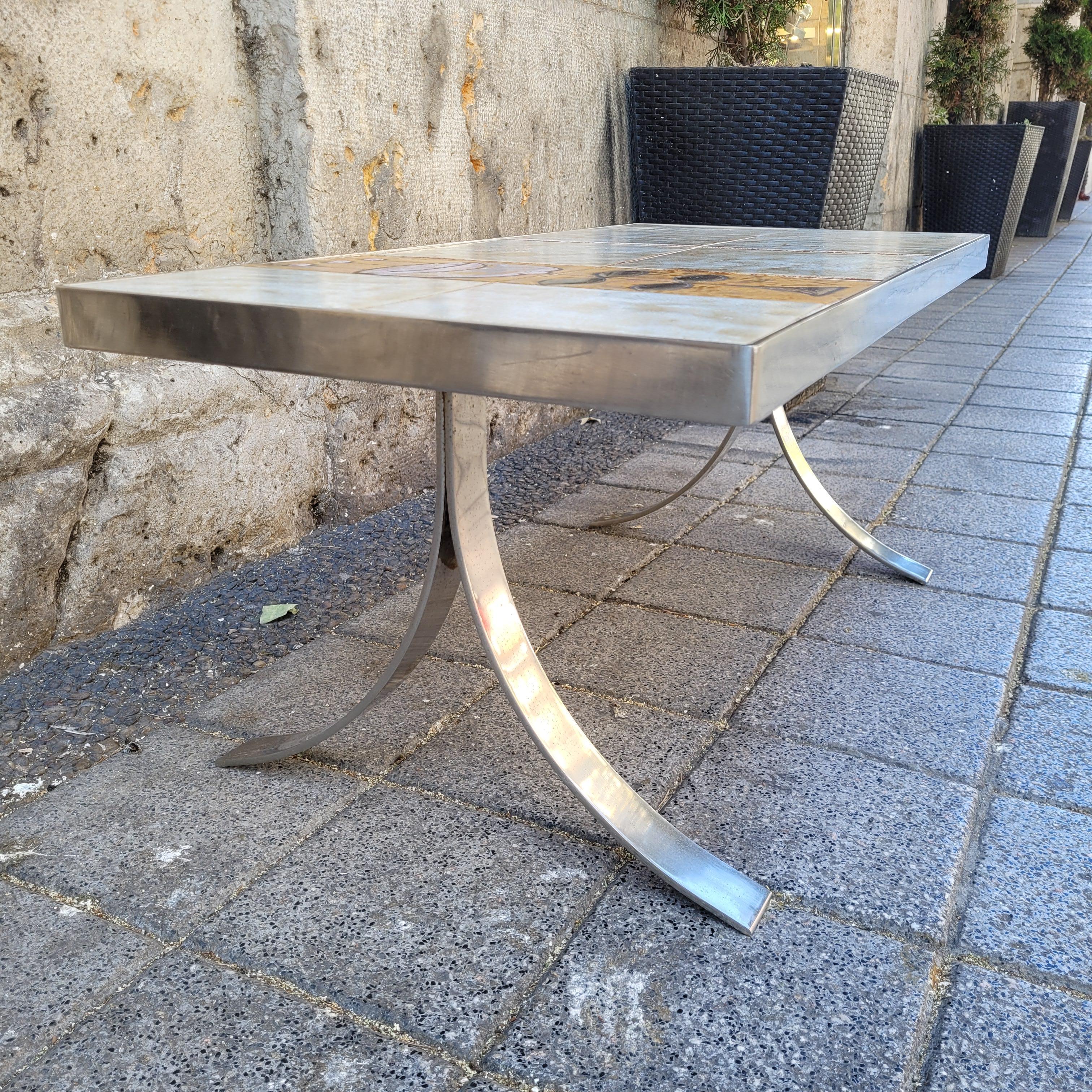 Roche Bobois Coffee table France, Jean Gregorieff , ceramic and chrome steel For Sale 1
