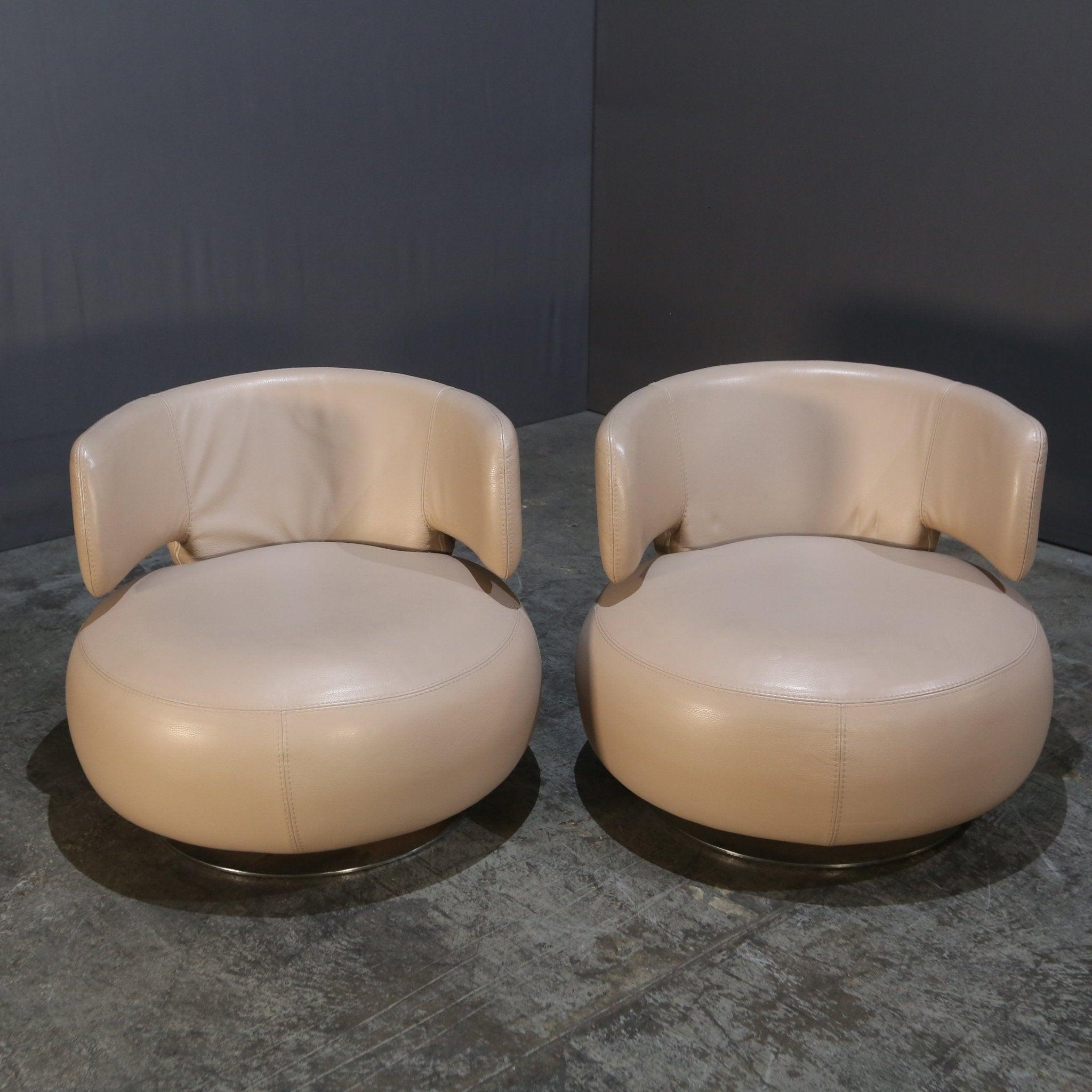 Roche Bobois Cremefarbener geschwungener Drehsessel aus Leder Curl - Nur ein einziger verfügbar (Moderne) im Angebot