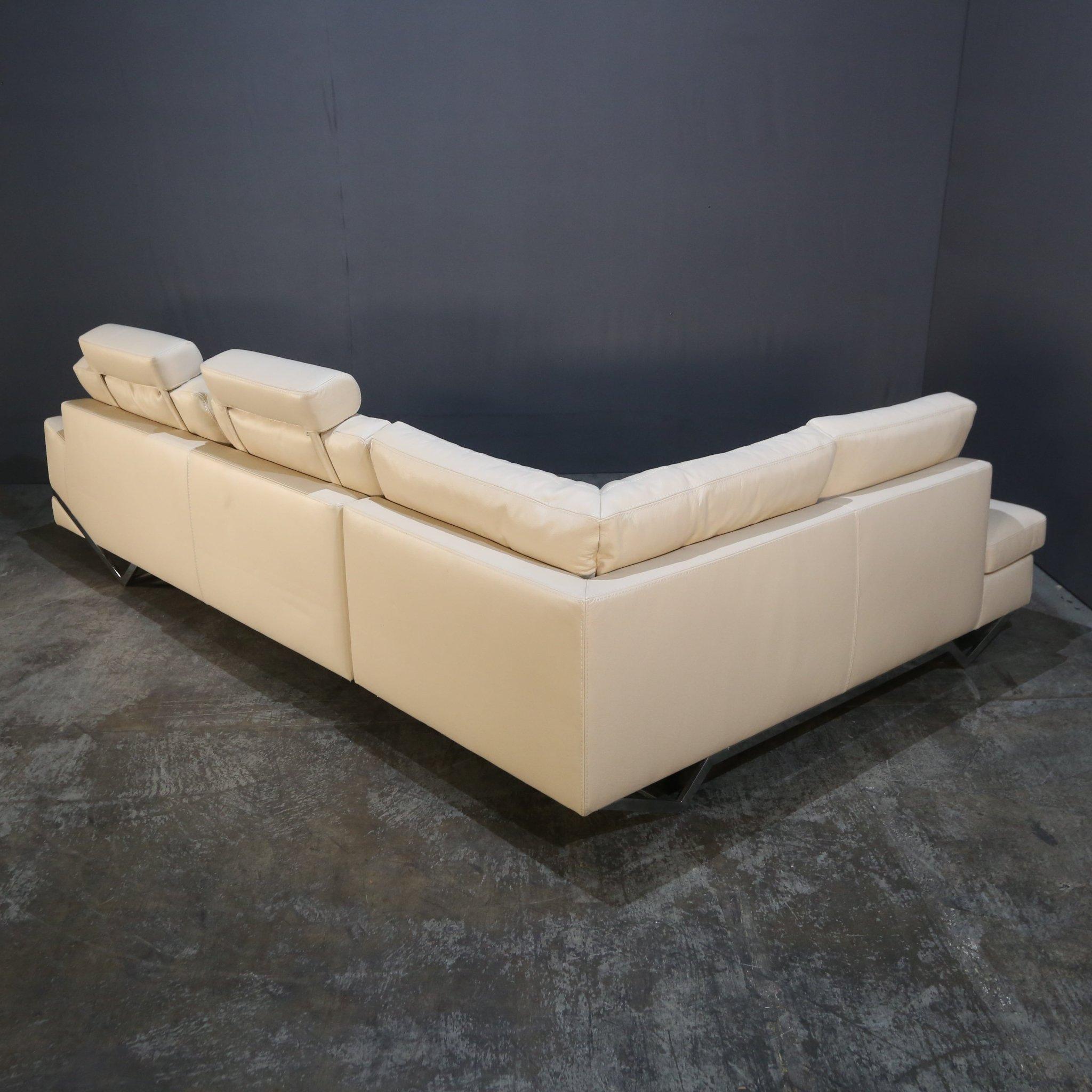 Roche Bobois Sofá seccional de piel color crema en venta 2