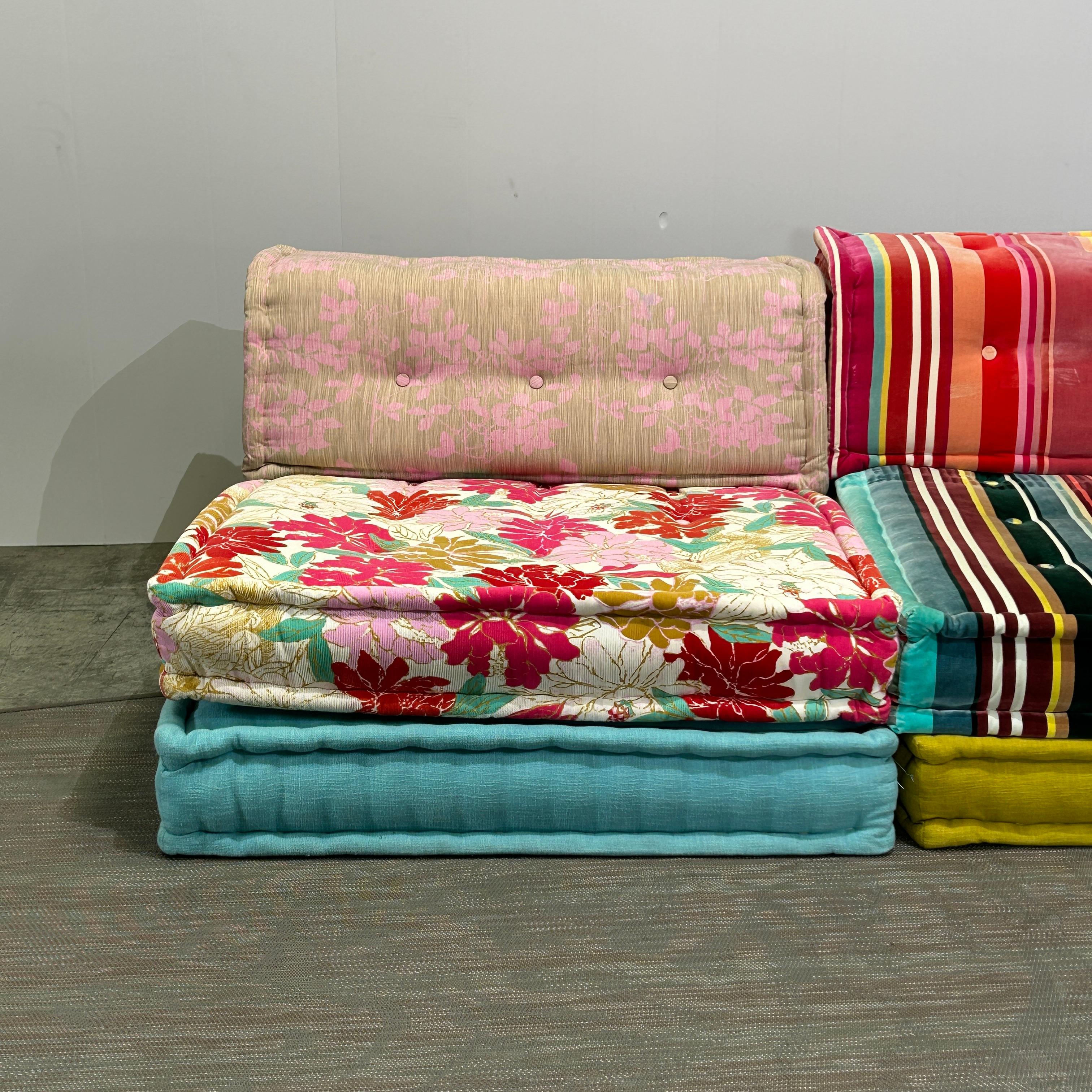 French Roche Bobois Eighteen Piece Kenzo Mah Jong Set For Sale