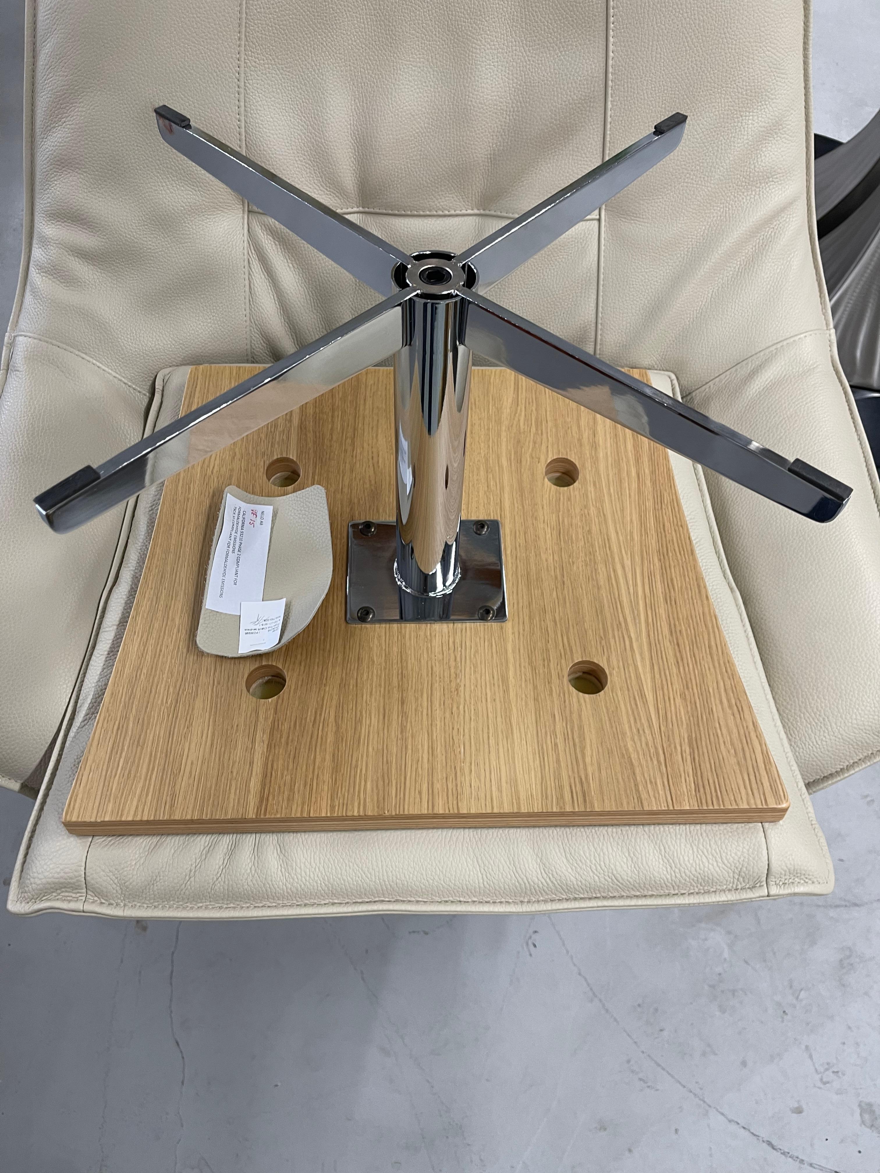 Roche Bobois Flight Chair and Ottoman 3