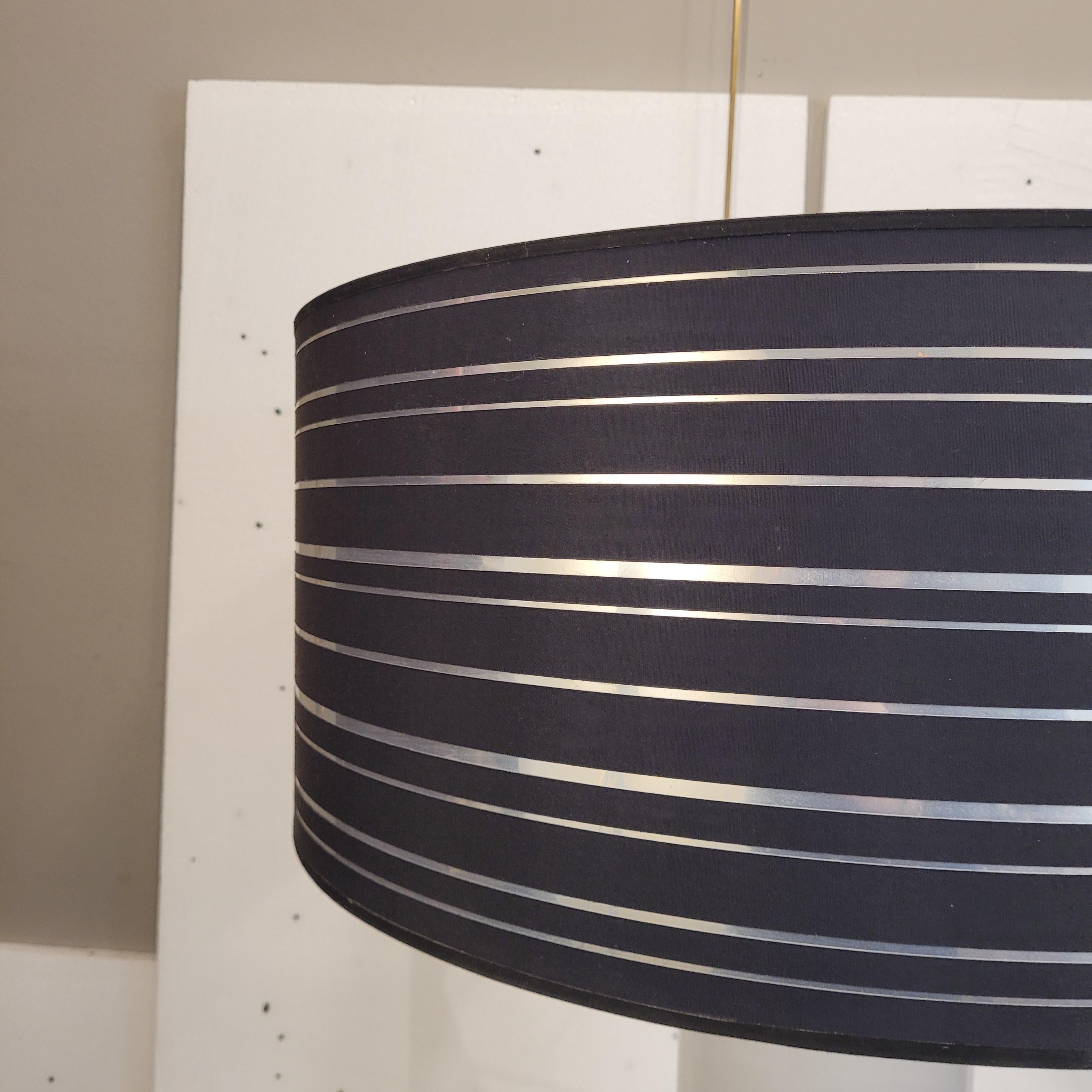Roche Bobois France  Lampe de table en verre opalin 2