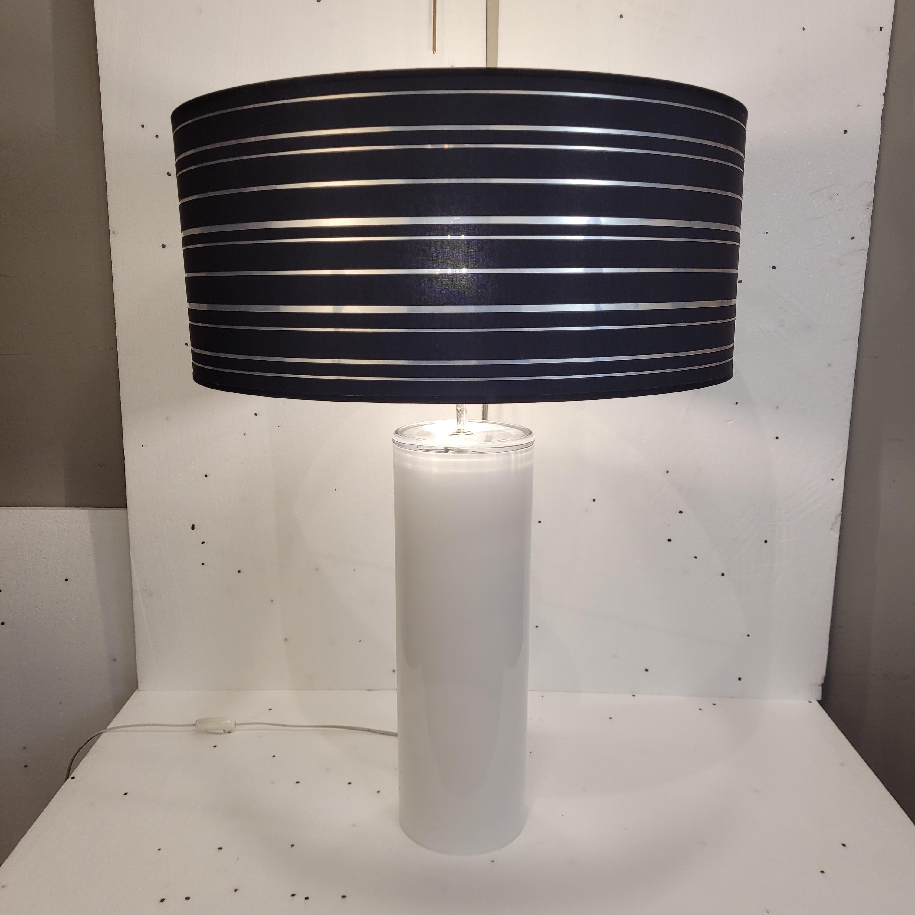 Roche Bobois France  Lampe de table en verre opalin 6