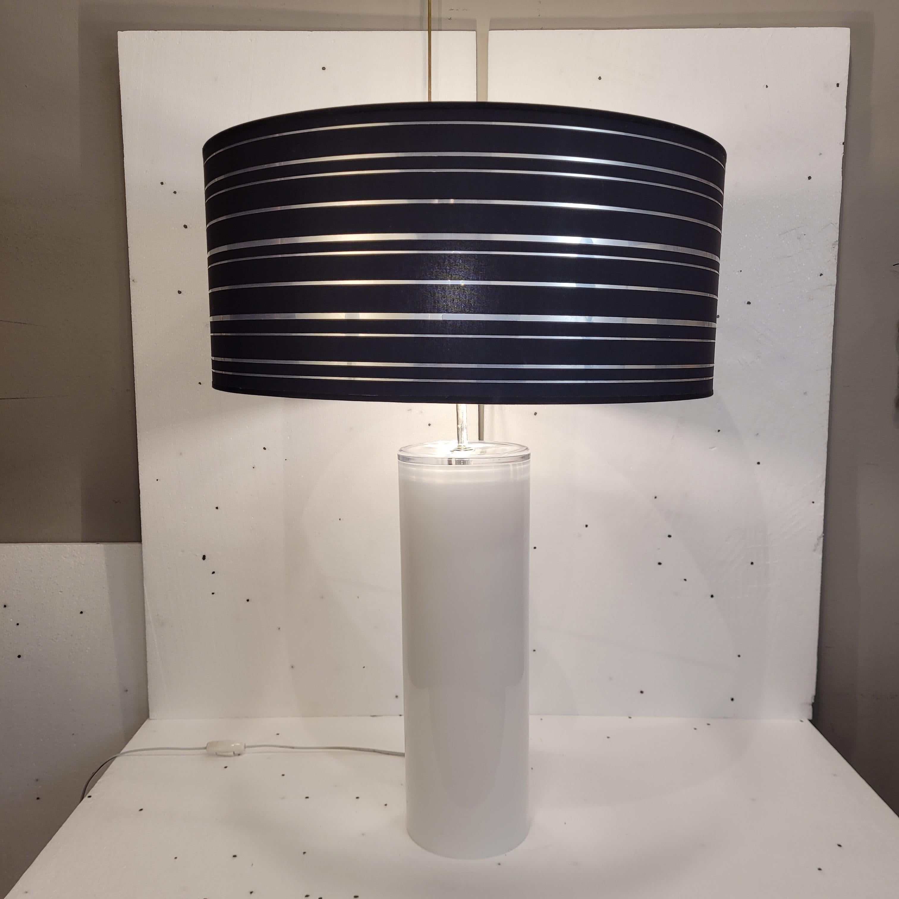 Roche Bobois France  Lampe de table en verre opalin 8