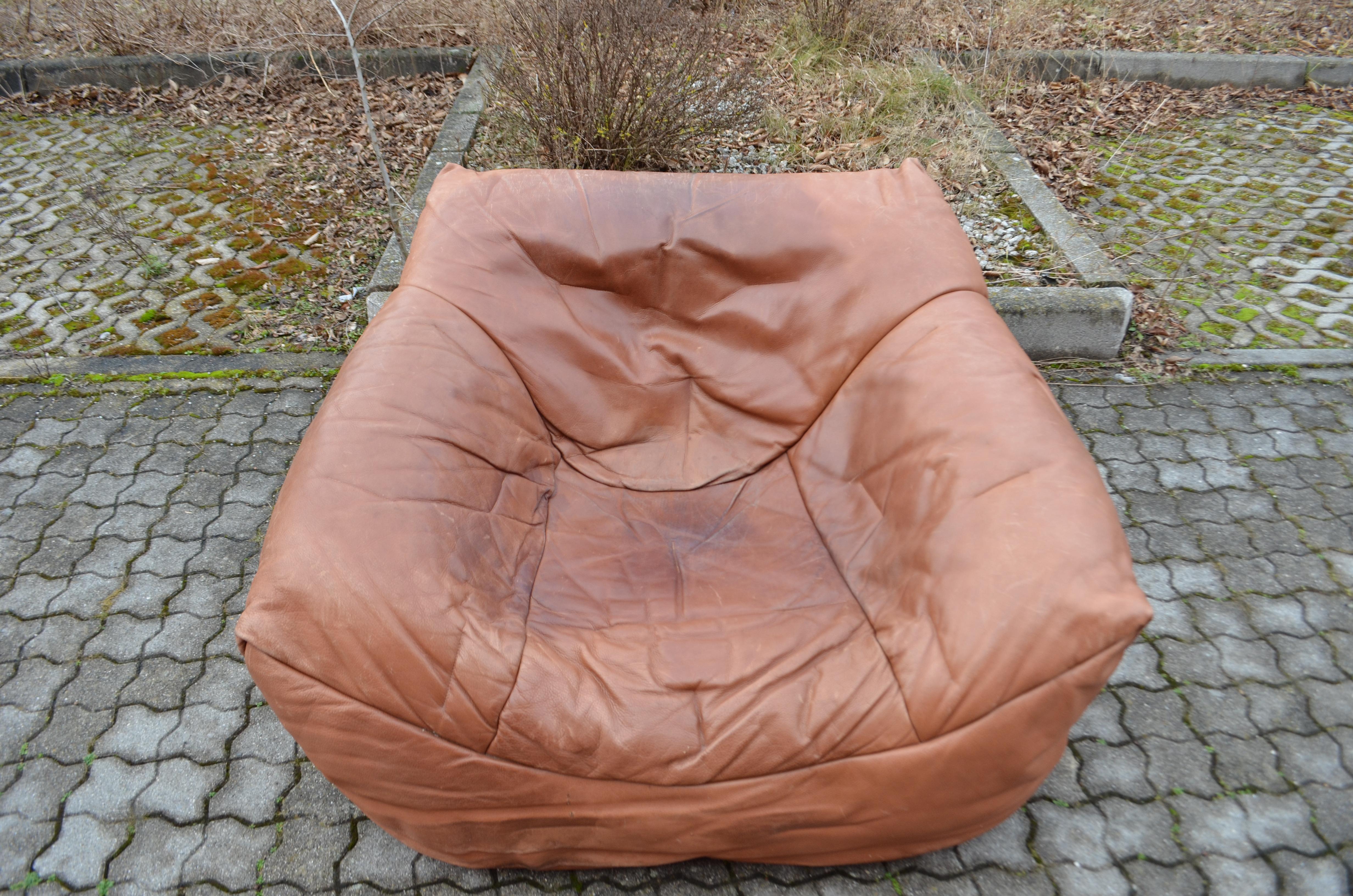 French Roche Bobois Hans Hopfer Vintage Informel Cognac Aniline Leather Lounge Chair For Sale