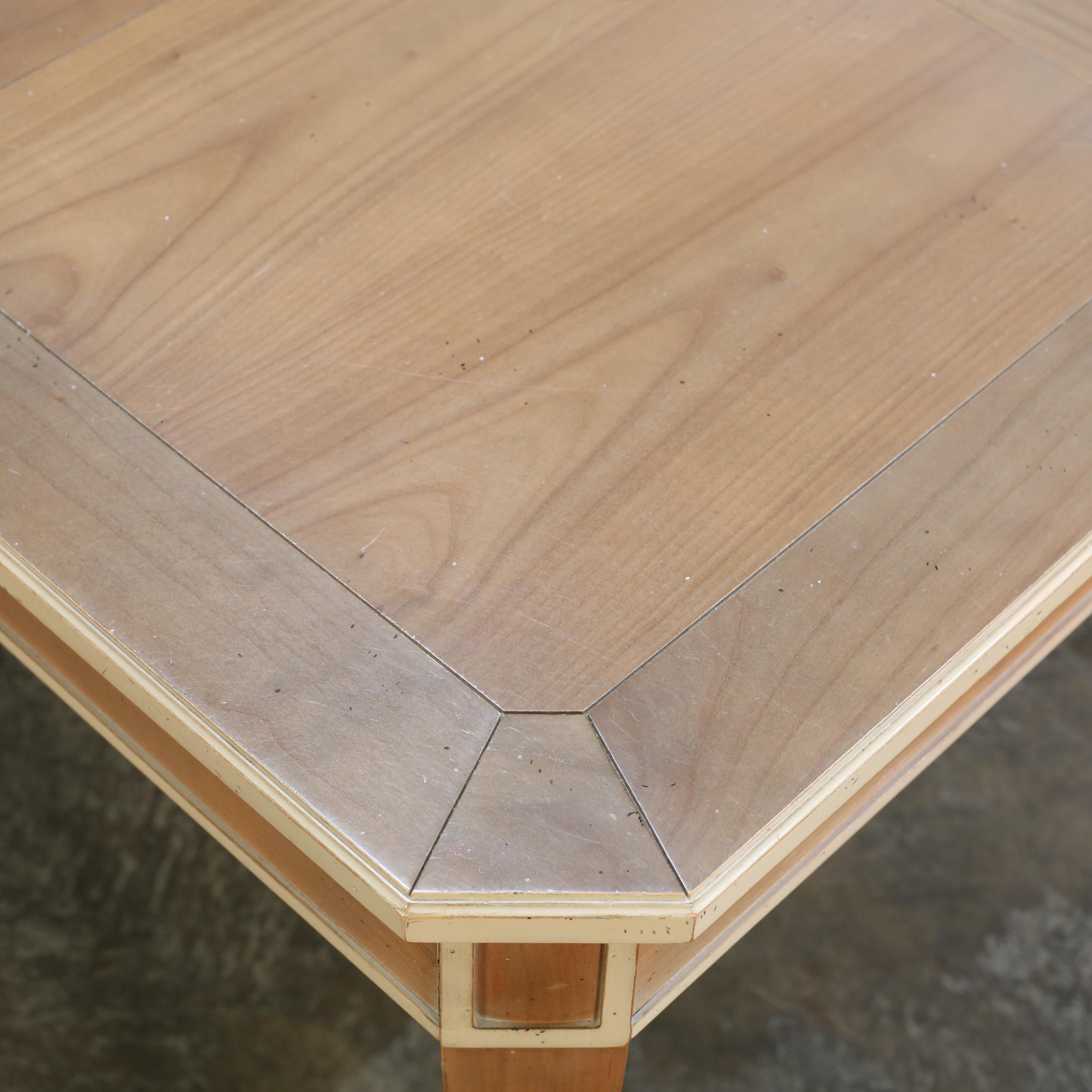 Français Table à manger Hauteville Roche Bobois en vente