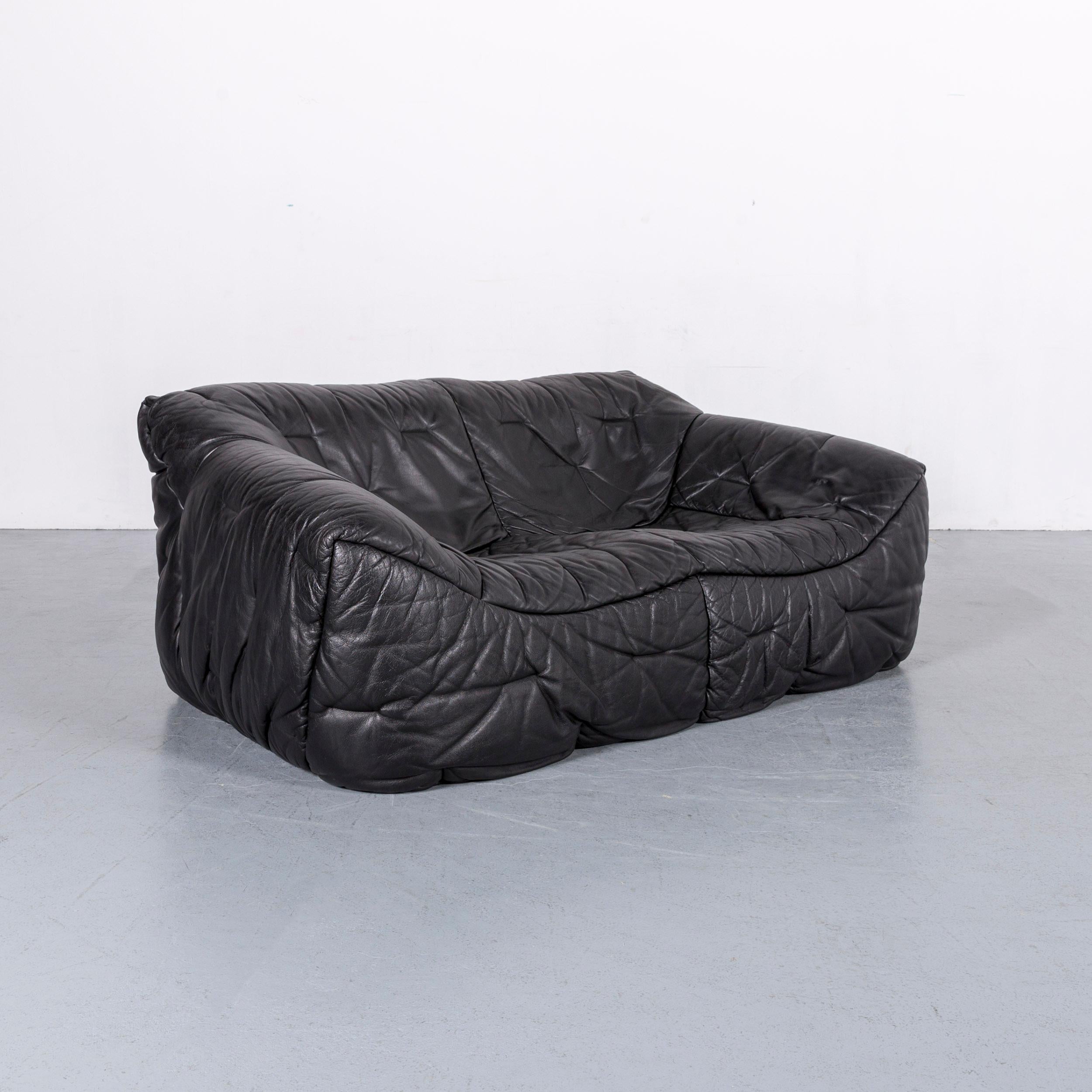 Roche Bobois Informel Leather Sofa Black Two-Seat Couch In Good Condition In Cologne, DE