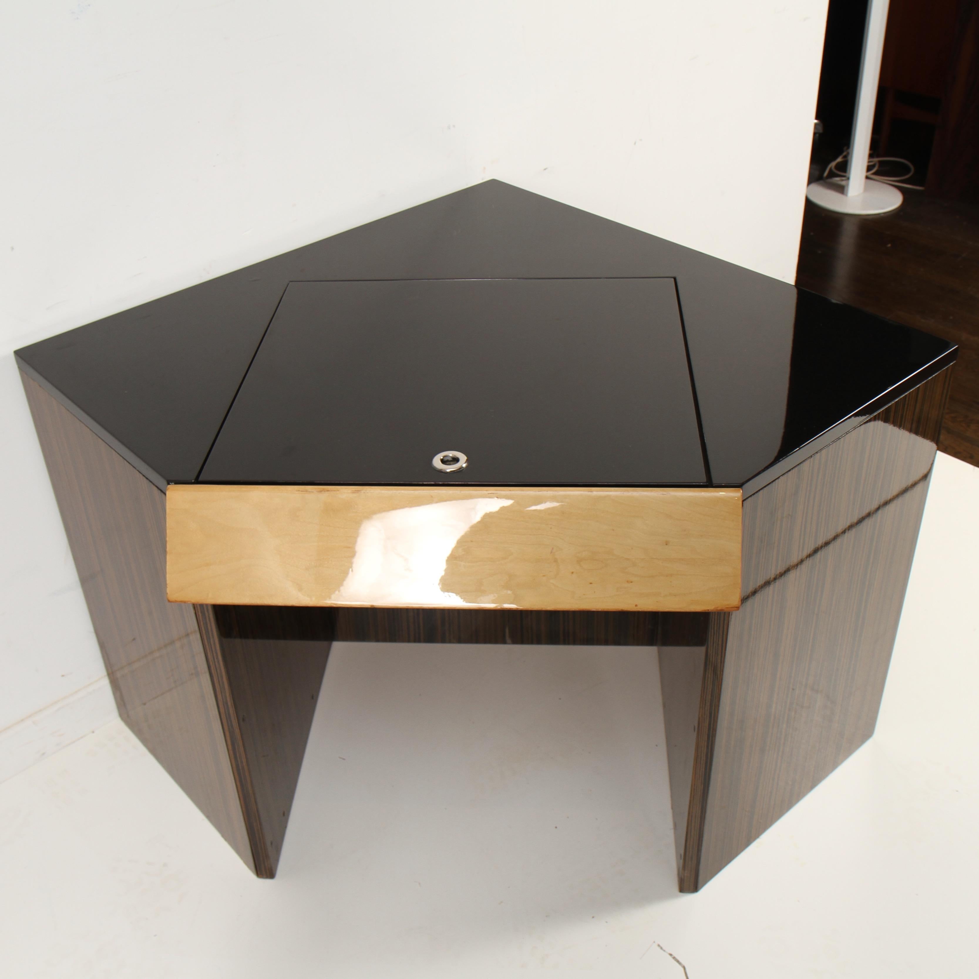 Roche Bobois Italian Vanity 8