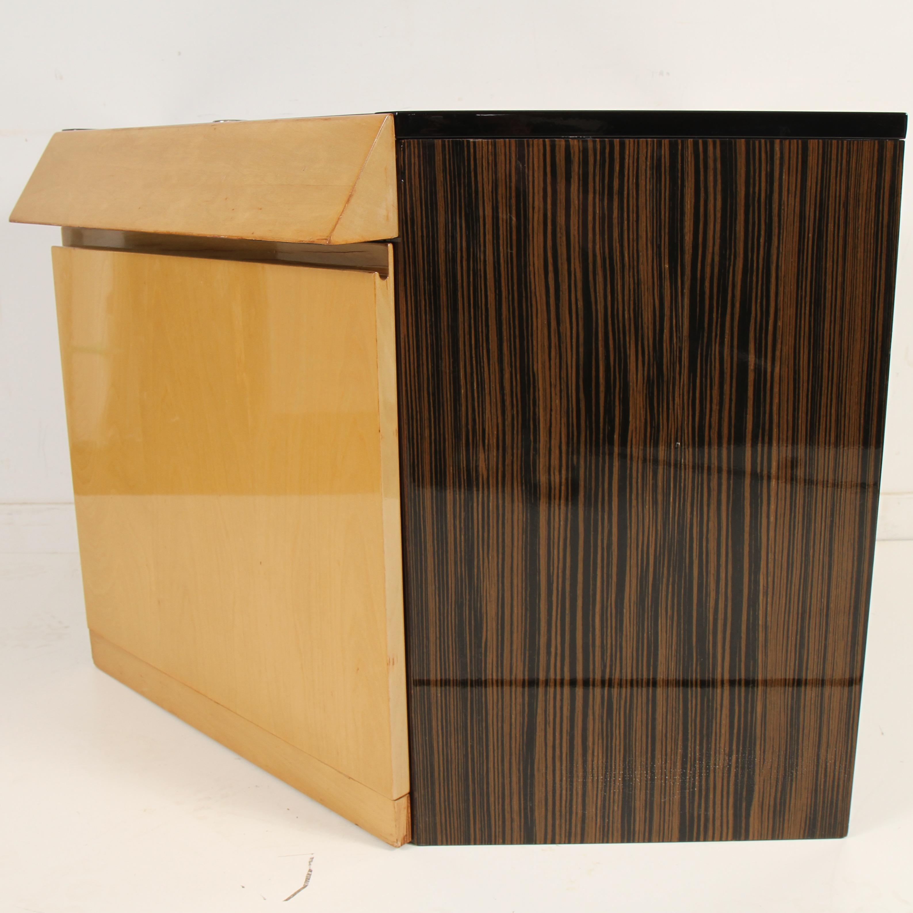 Roche Bobois Italian Vanity 11